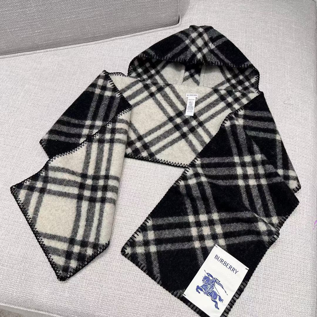 [TOP] BURBERRY Cashmere Scarf - Black