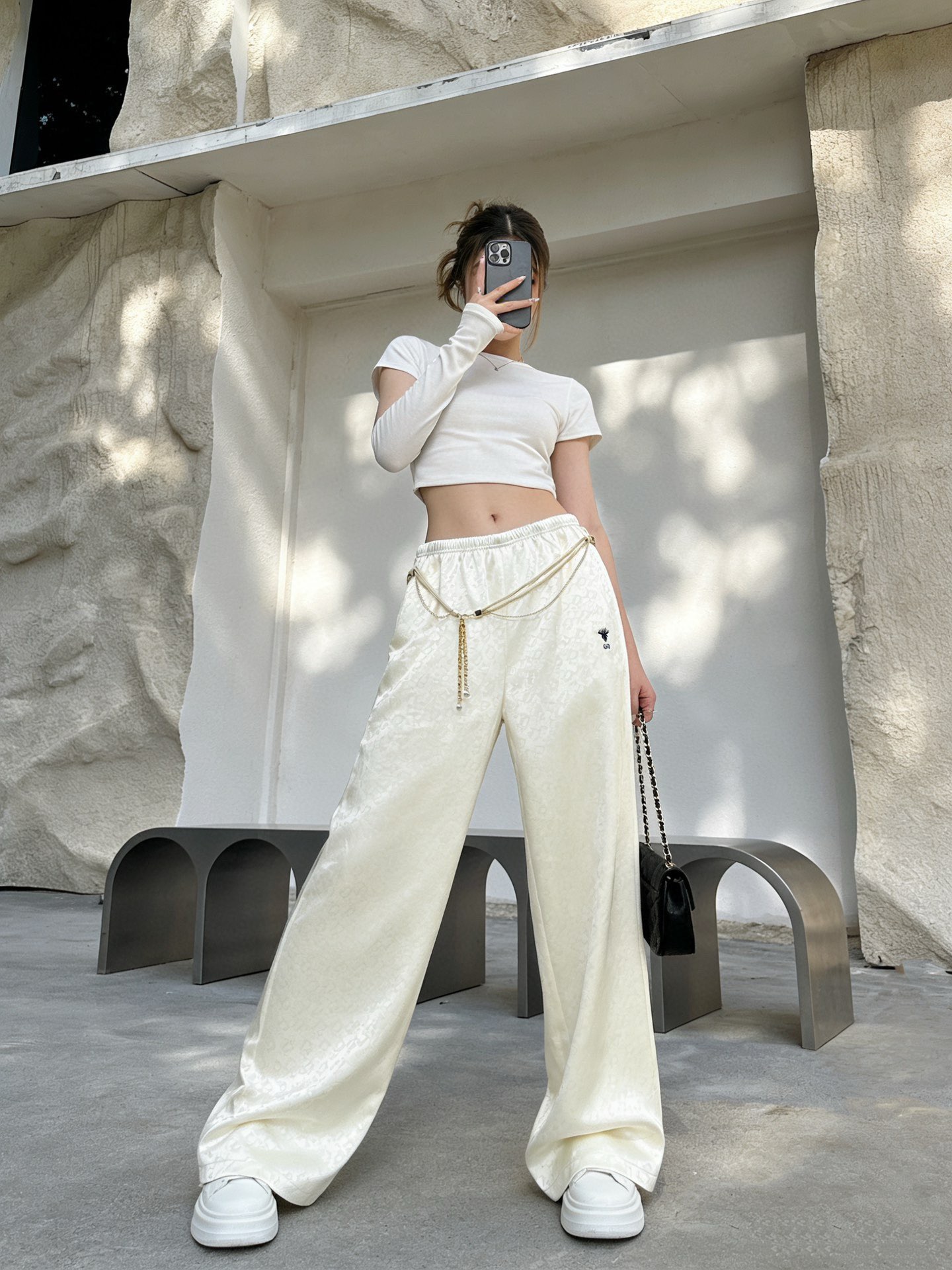 [TOP] Christian Dior Embroidered Patterned Wide-leg Pants - 2 Color