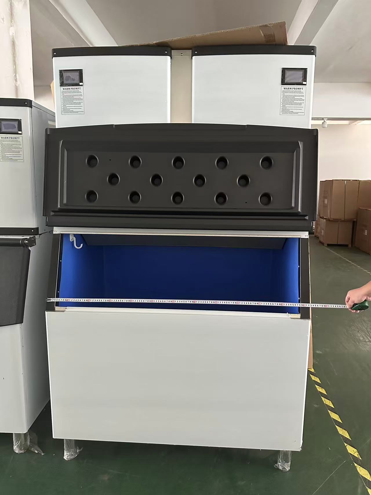 24-hour ice making capacity 1200kg ice maker.--0.98CBM