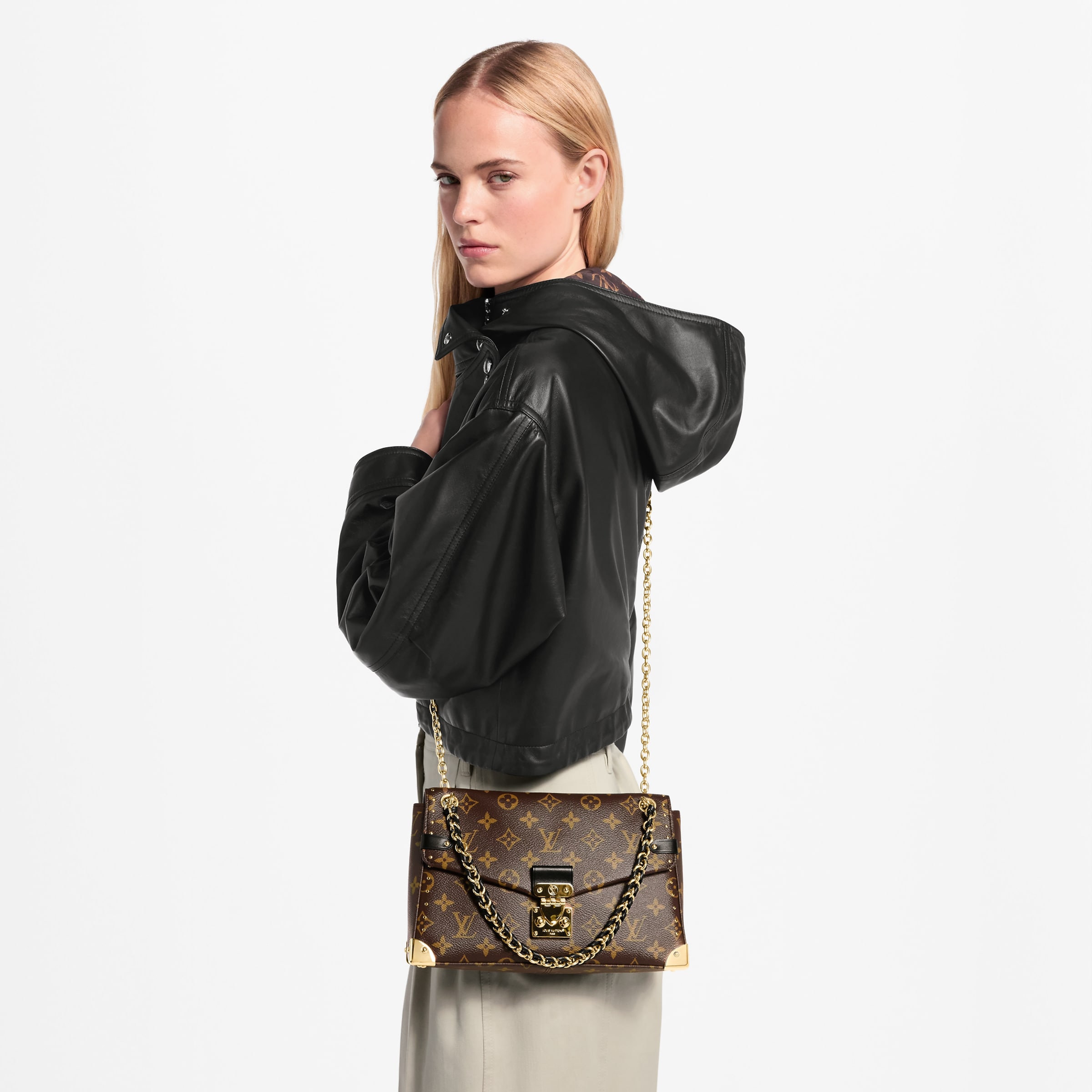 Louis Vuitton Bag LOUIS VUITTON Trunkie Monogram Handbags #395123 View 2 | Nigo Office