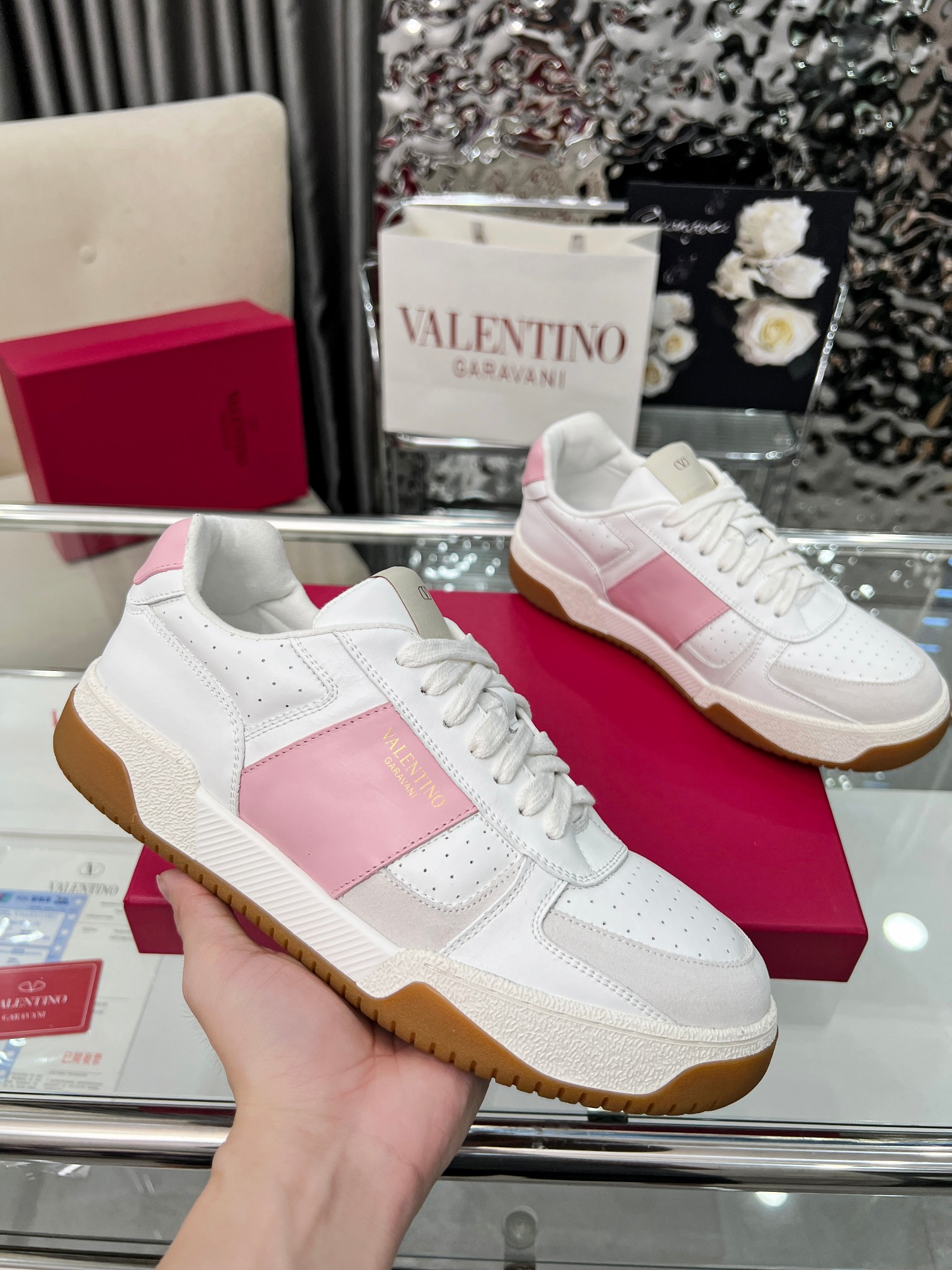 [TOP] VALENTINO Casual Shoes - White and Pink - 711 Luxury