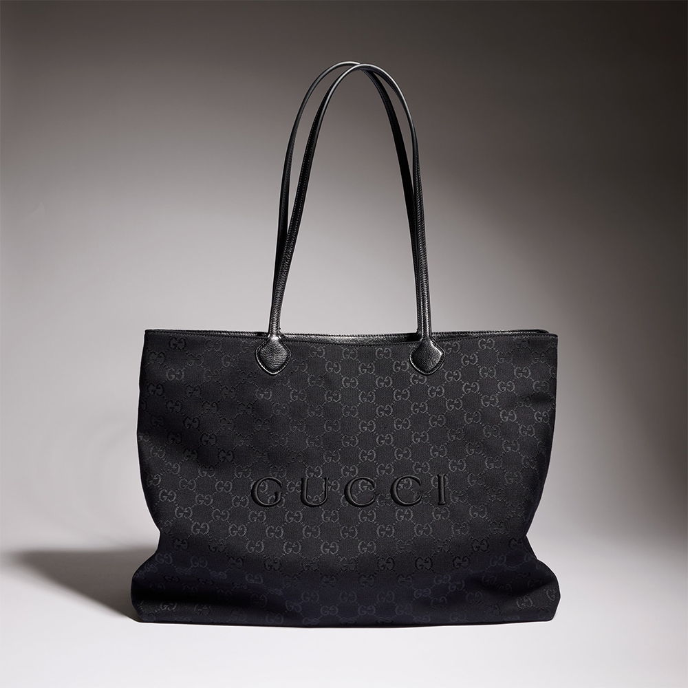 Gucci black Bag GUCCI Gucci NY Large Tote Bag in Grey and Black Gg Canvas #387139 | Nigo Office
