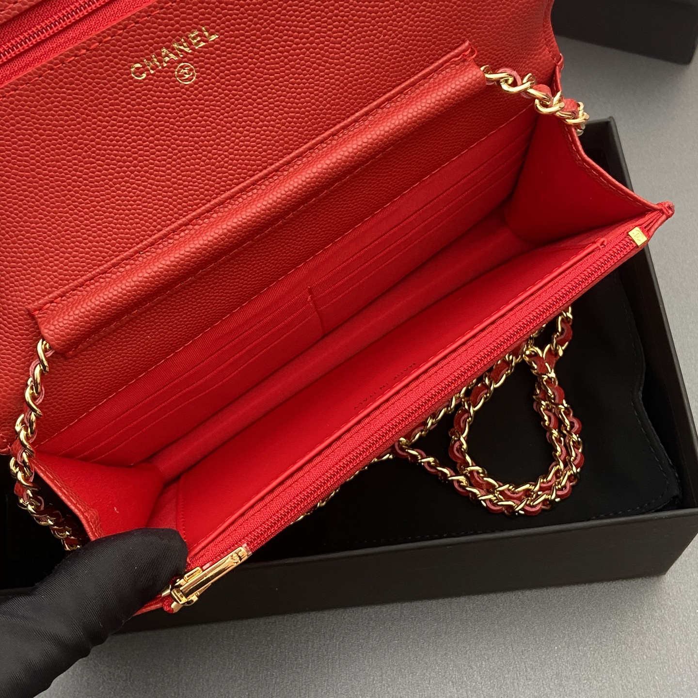 [TOP] CHANEL Woc Bag  20-13-3.5cm - Red