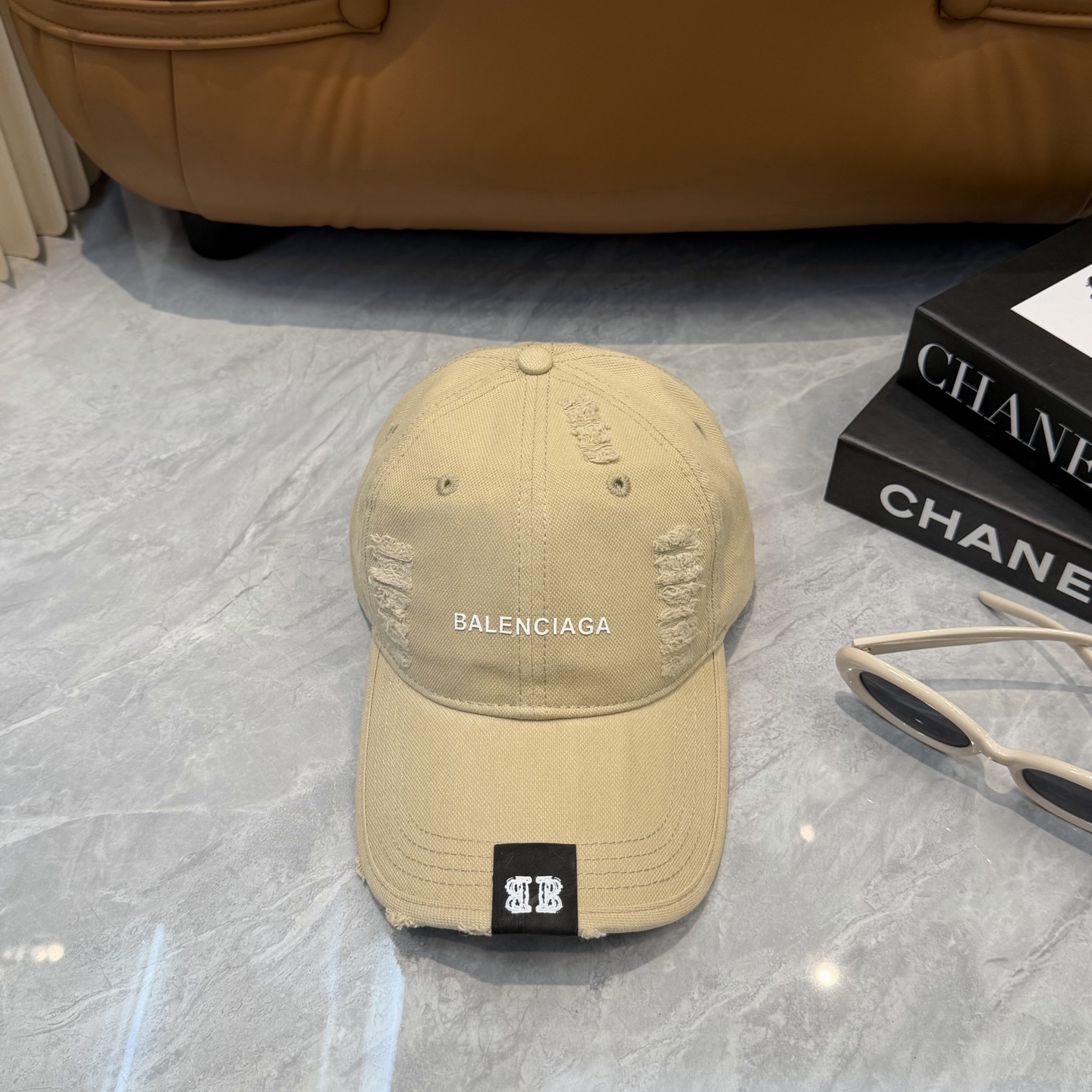 [TOP] BALENCIAGA Hat - Khaki - 711 Luxury
