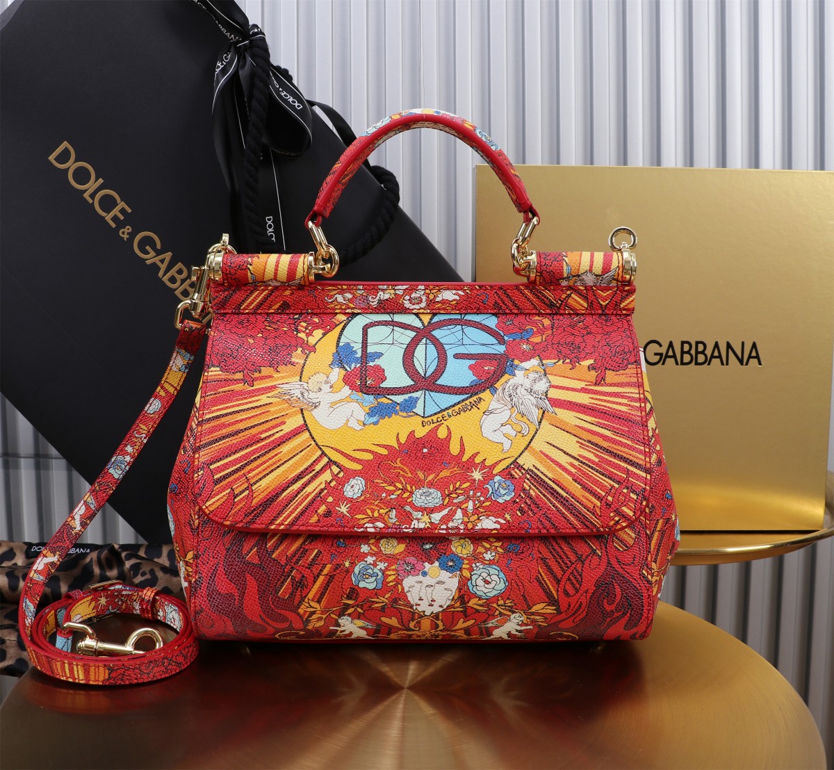 [TOP] Dolce & Gabbana D&G Printed Sicily Bag 25x12x20cm - Red