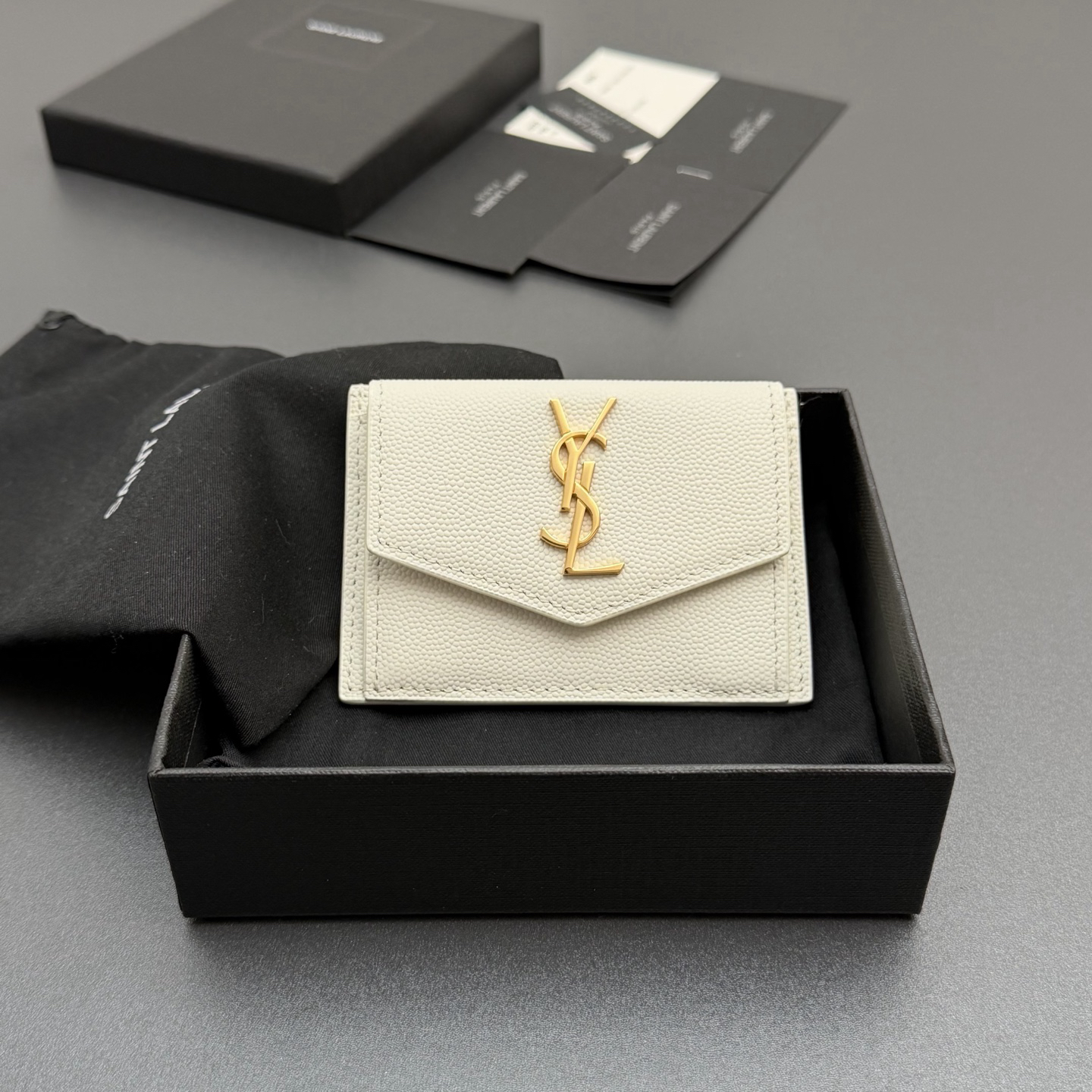 [TOP] Yves Saint Laurent YSL UPTOWN Card Holder 10.5x7x1.5cm - White & GHW - 711 Luxury