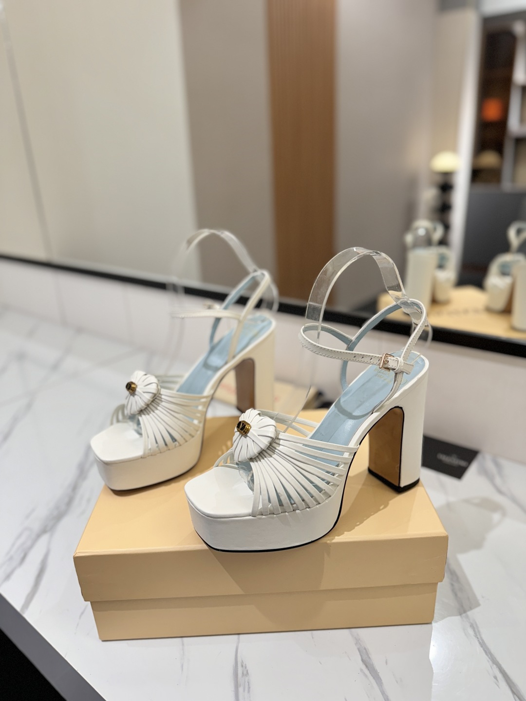 [TOP] VALENTINO 11cm High Heel Sandals - White - 711 Luxury