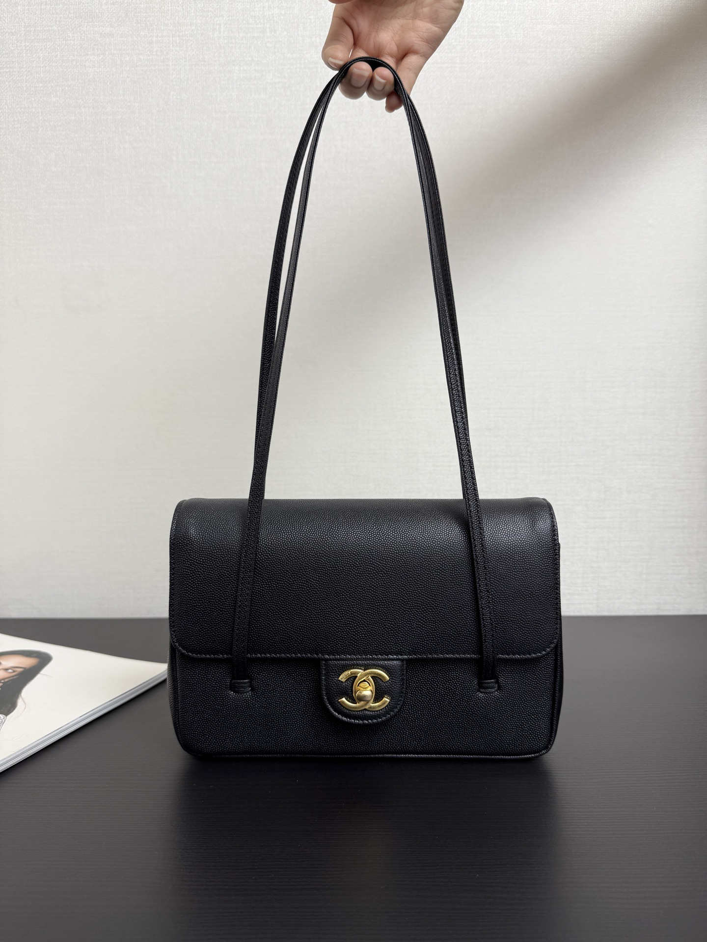 [TOP] CHANEL Preppy Coco Shoulder Bag 22x16x6cm - Black & GHW - 711 Luxury