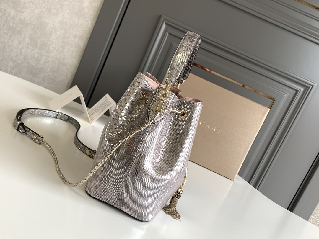 [TOP] BVLGARI Serpenti Forever Bucket Bag Snake Skin 16x11x19cm - Silver and Pink - 711 Luxury