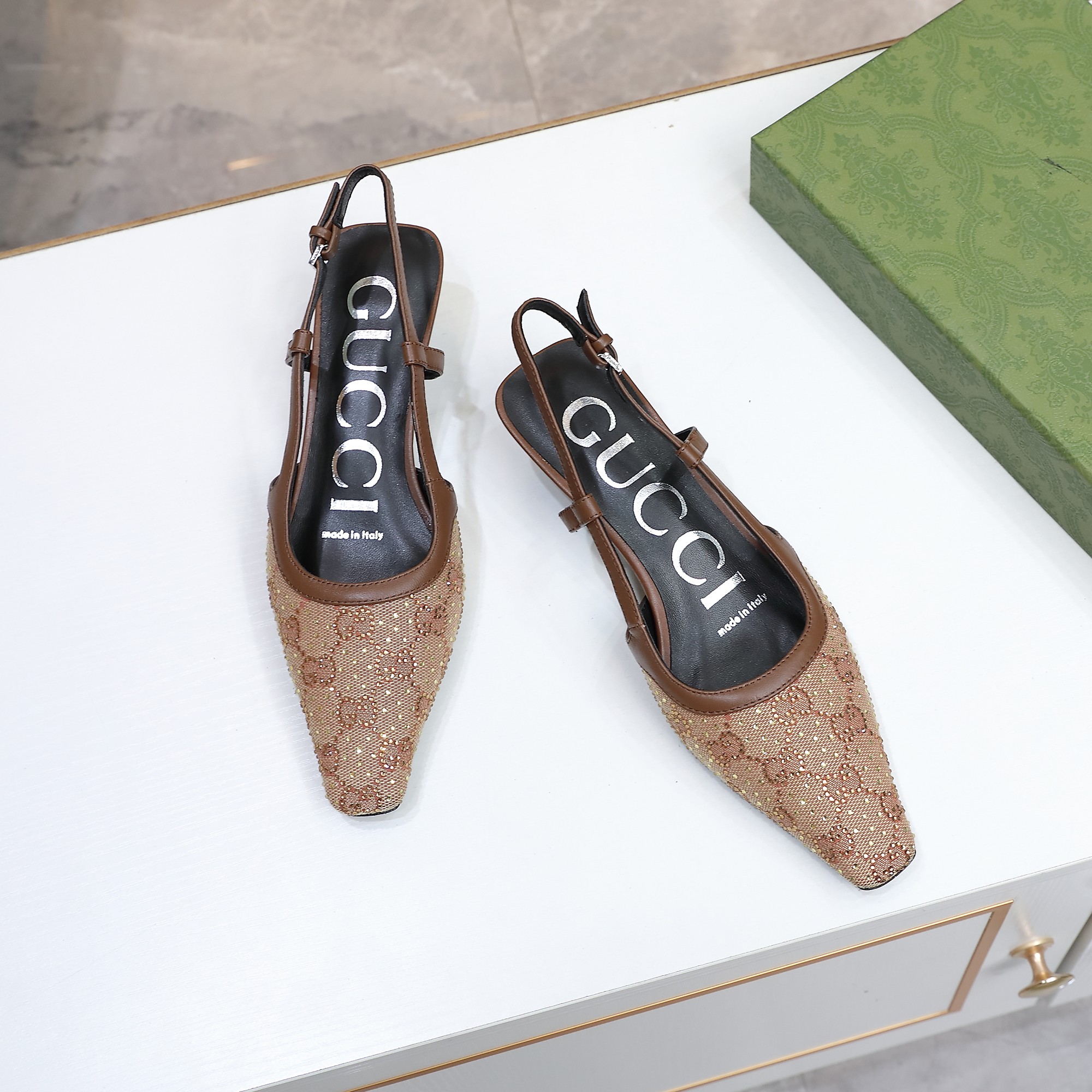 [TOP] GUCCI Mules - Brown - 711 Luxury