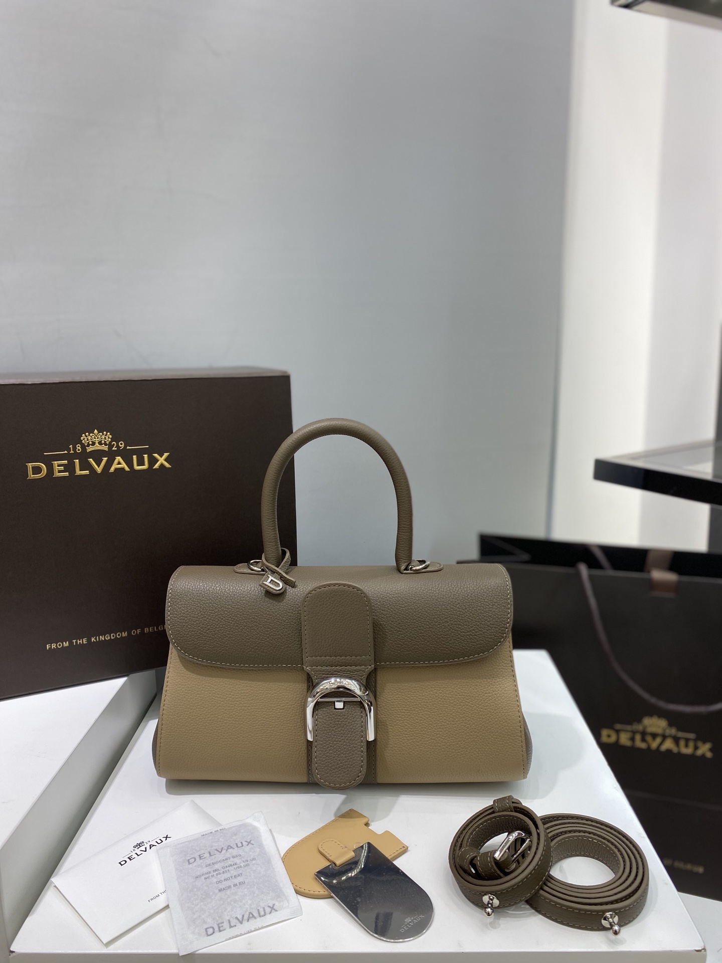 [TOP] Delvaux Brillant Bag Togo Leather 28*12*15.5cm - Gray - 711 Luxury