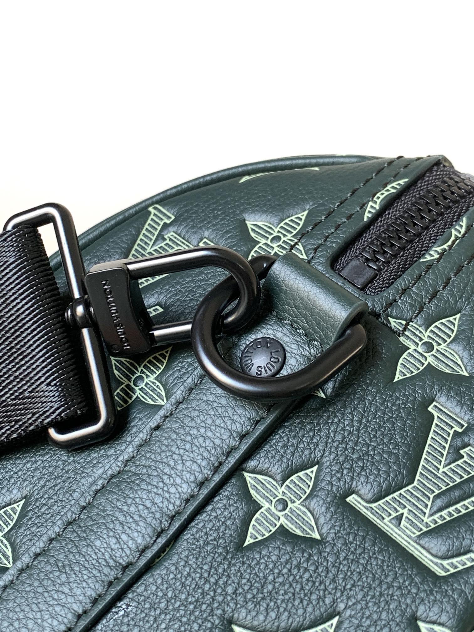 [TOP] Louis Vuitton LV City Keepall Handbag 27.5x16.5x15CM - Green