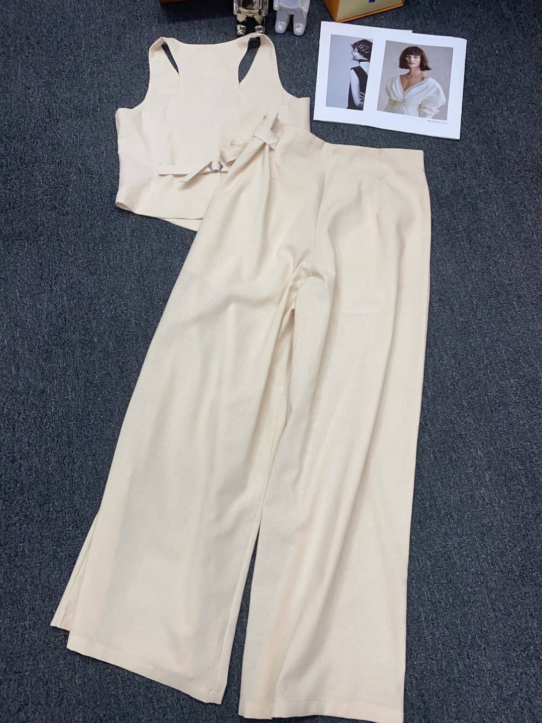 [TOP] PRADA Suit - Apricot