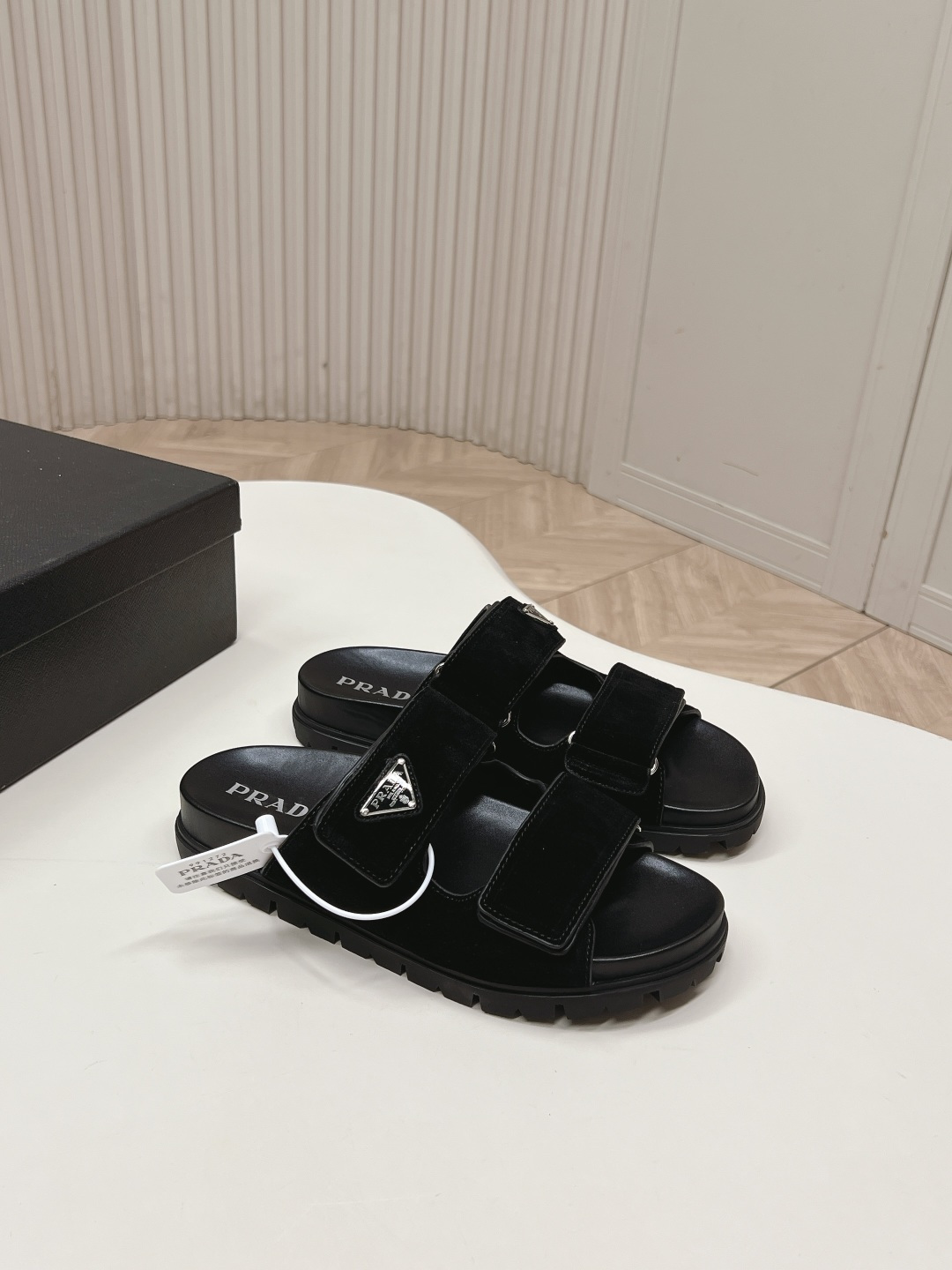 [TOP] PRADA Slippers - Black - 711 Luxury