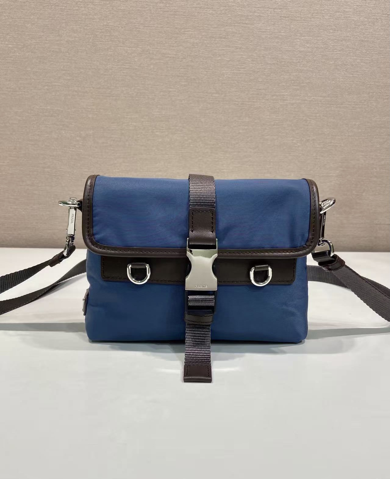 [TOP] PRADA  Bag Re-Nylon 19x13x5.5cm - Blue - 711 Luxury