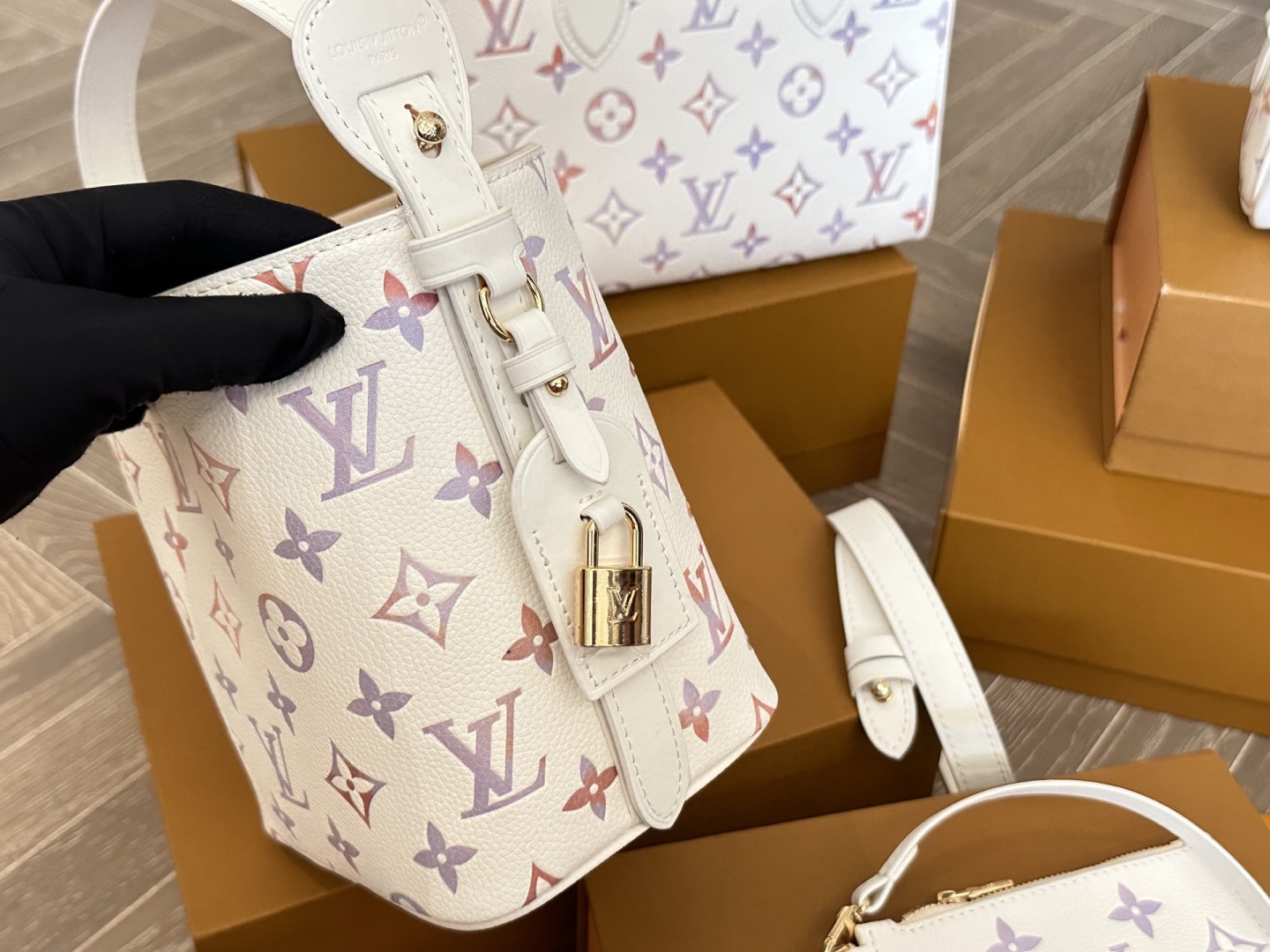 Louis Vuitton AII IN BB Bucket Bag White with Multicolor Patterns (Replica)