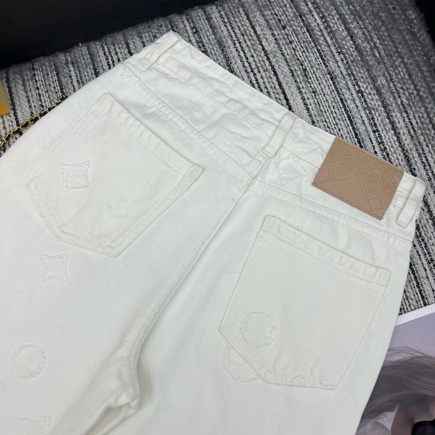 [TOP] Louis Vuitton LV  Pants - Beige