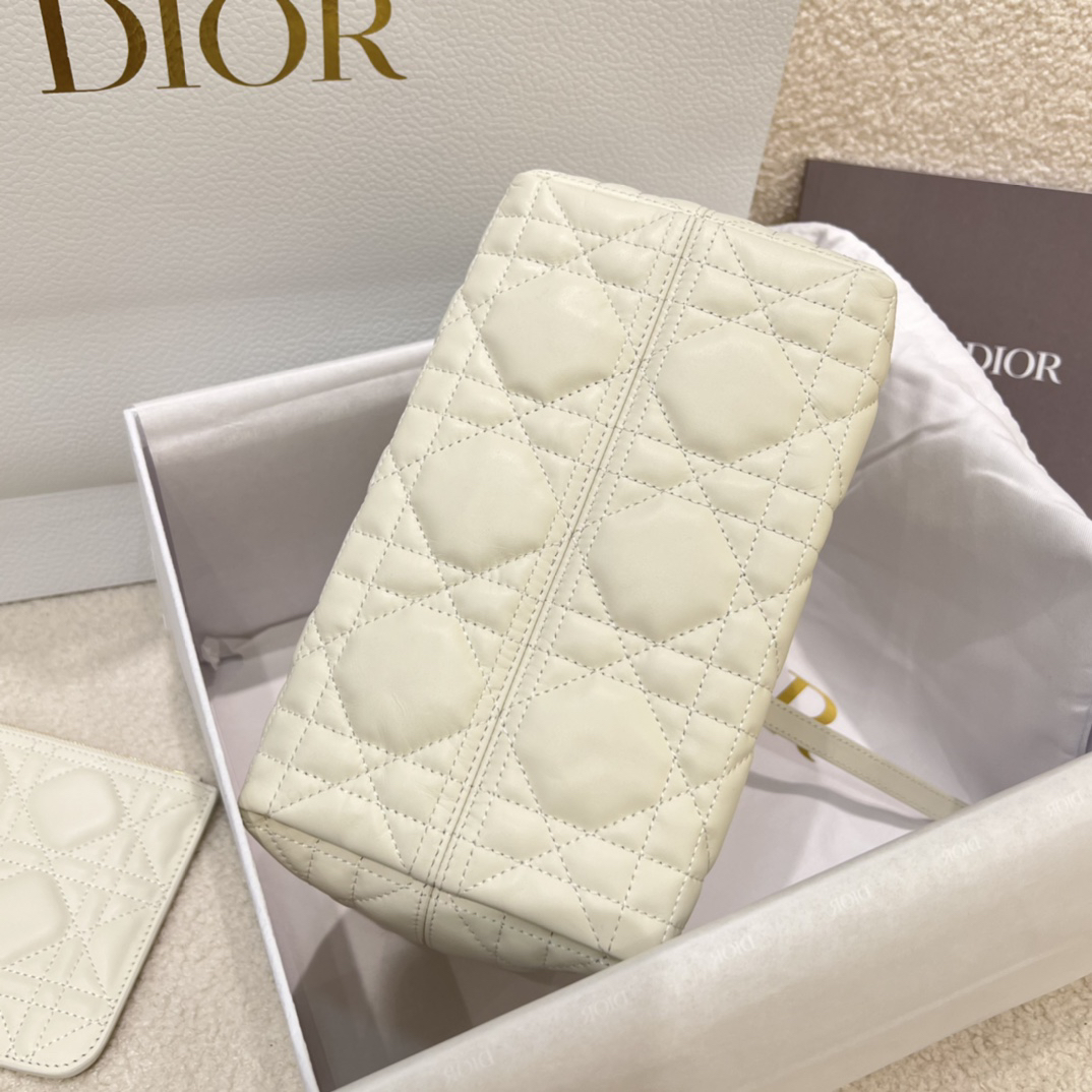 [TOP] Christian Dior Toujours Bag Calfskin 23*14*12cm - White