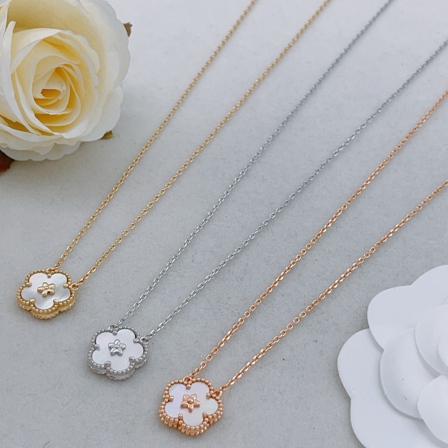 [TOP] Van Cleef & Arpels VCA Plum Blossom Necklace - 3 Colors - 711 Luxury