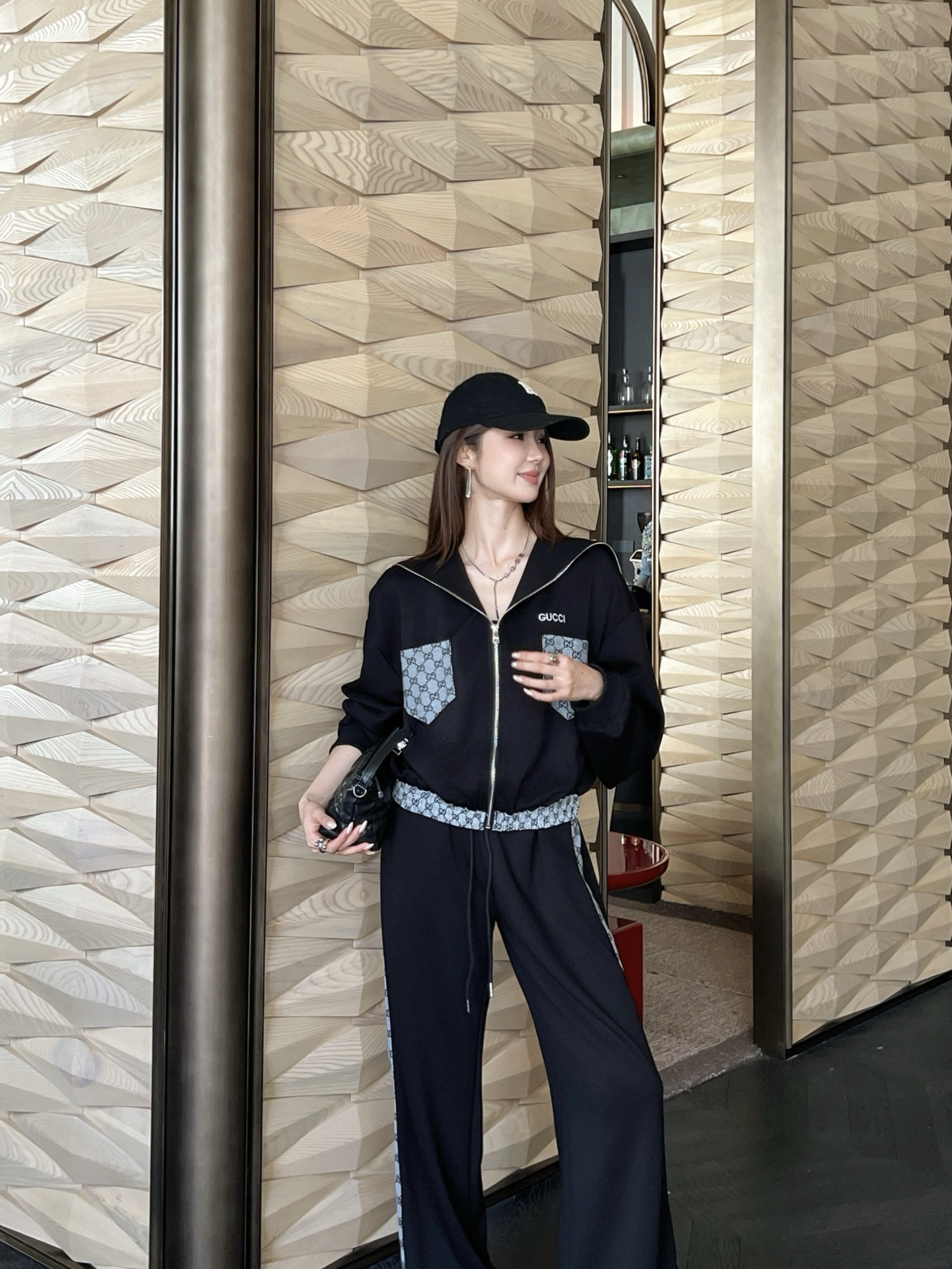 [TOP] GUCCI Tracksuit - Black