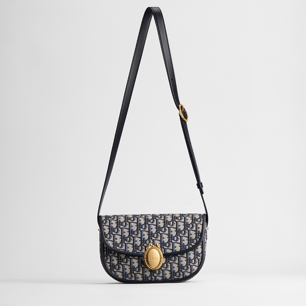 DIOR Medium Dior Médaillon Flap Bag Black Grained Calfskin #385209