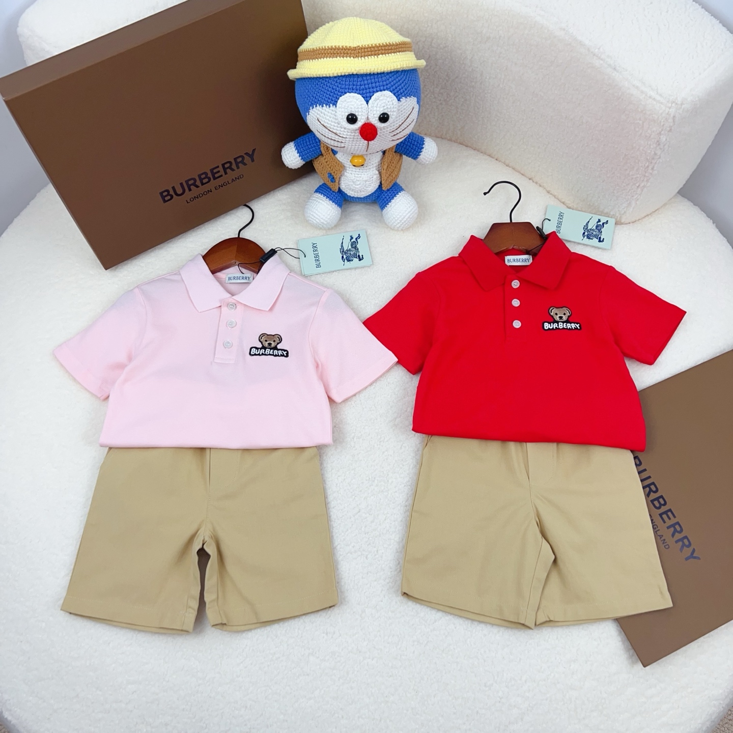 Burberry Unisex Kids Pink Red Bear Embroidered Pique Polo & Khaki Cotton Shorts 2 Piece Summer Set Boys Girls Sizes 90-160