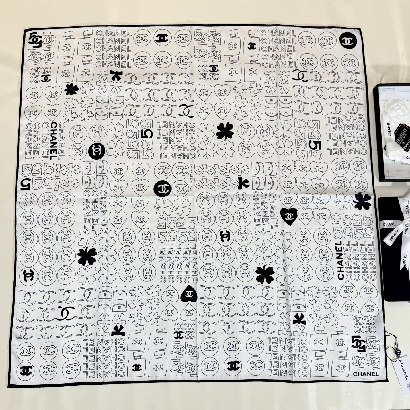 [TOP] Chanel Silk Scarf 90x90cm - White - 711 Luxury