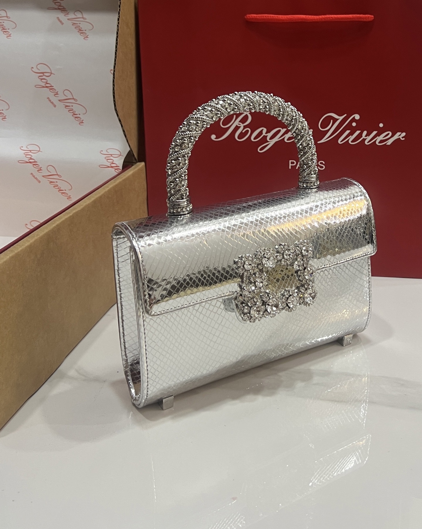 [TOP] ROGER VIVIER Diamond Bag with Serpentine Pattern Cowhide 19-13-4 CM - Sliver - 711 Luxury