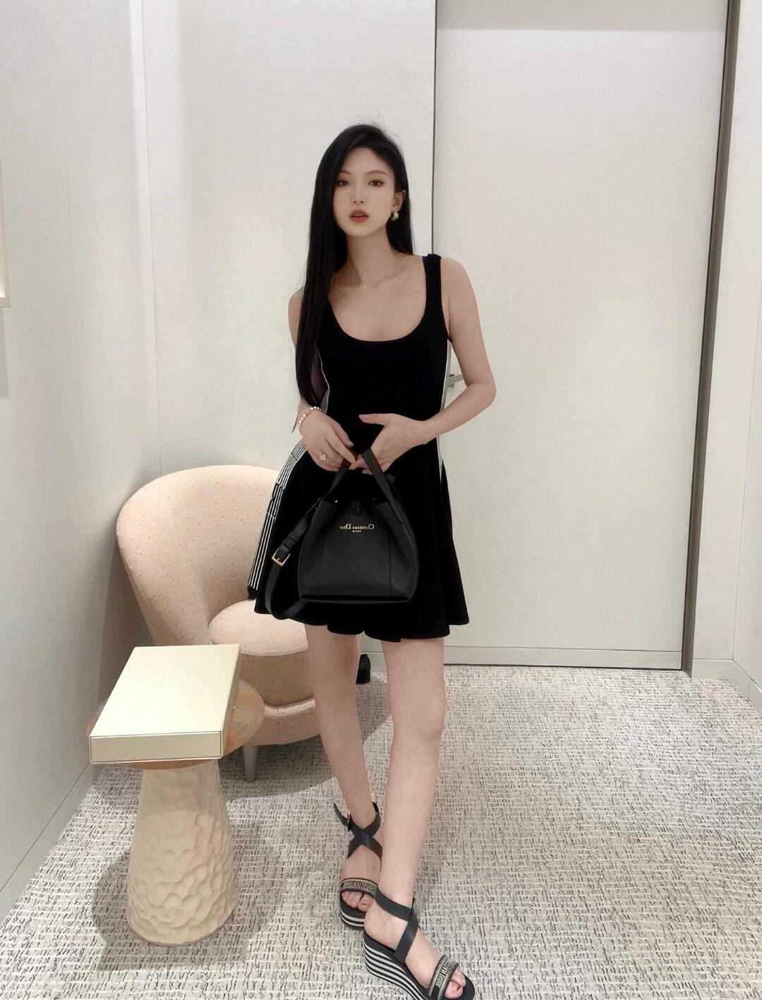 [TOP] Christian Dior Dress - Black