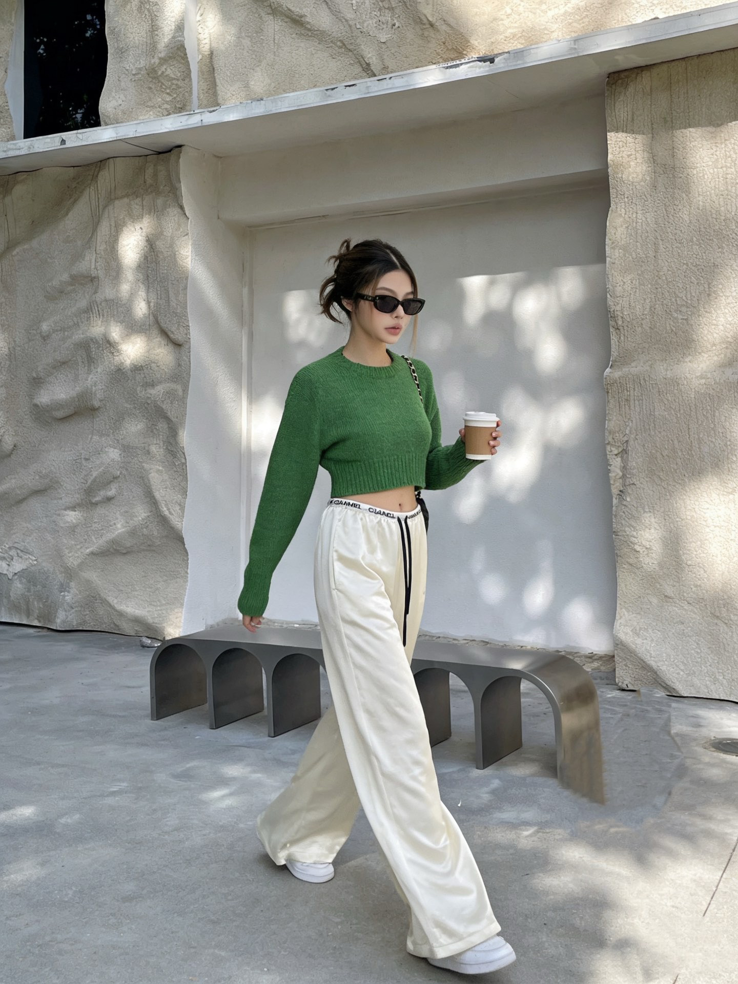 [TOP] CHANEL Pants - White