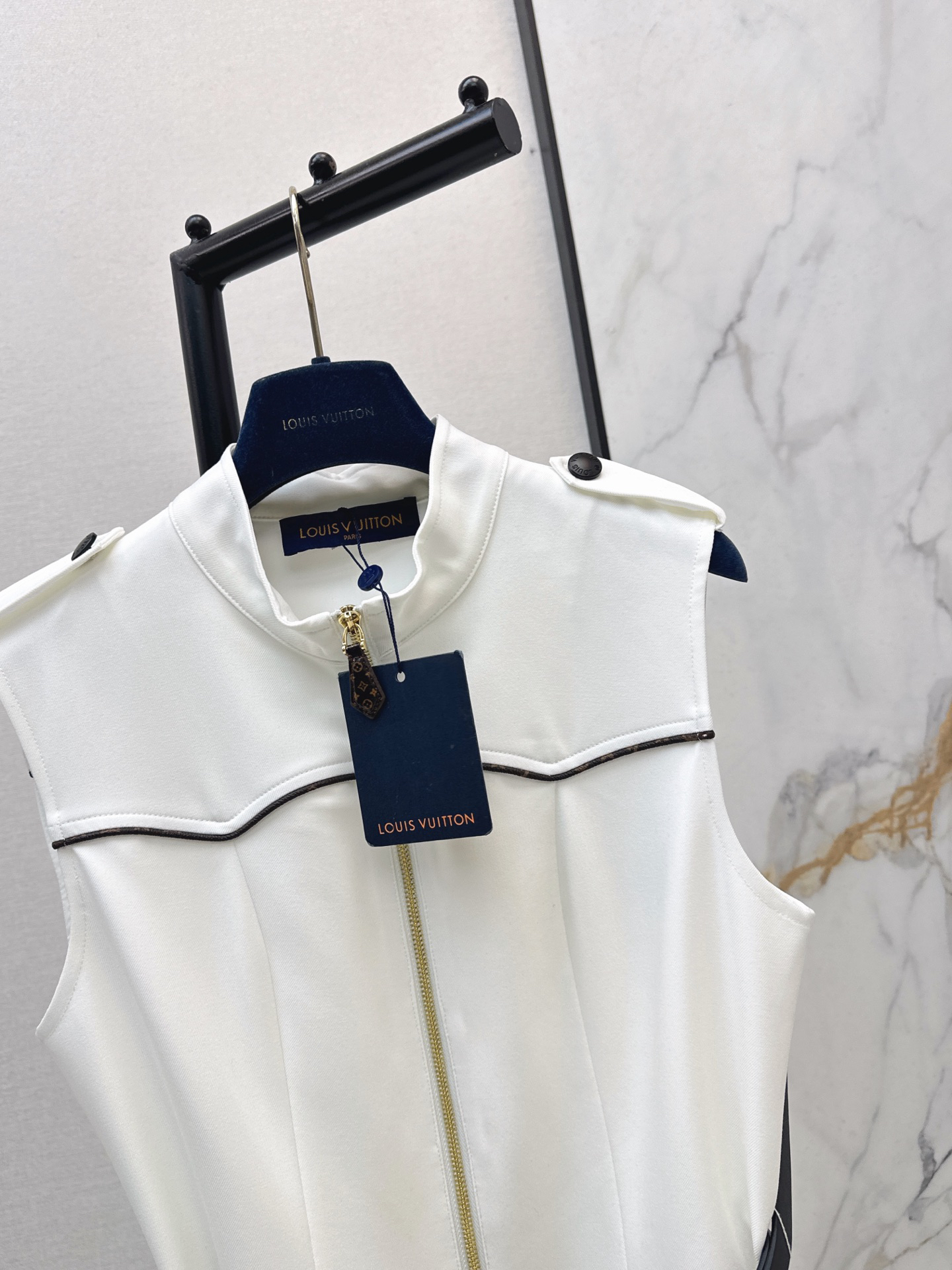 [TOP] Louis Vuitton LV Dress - White