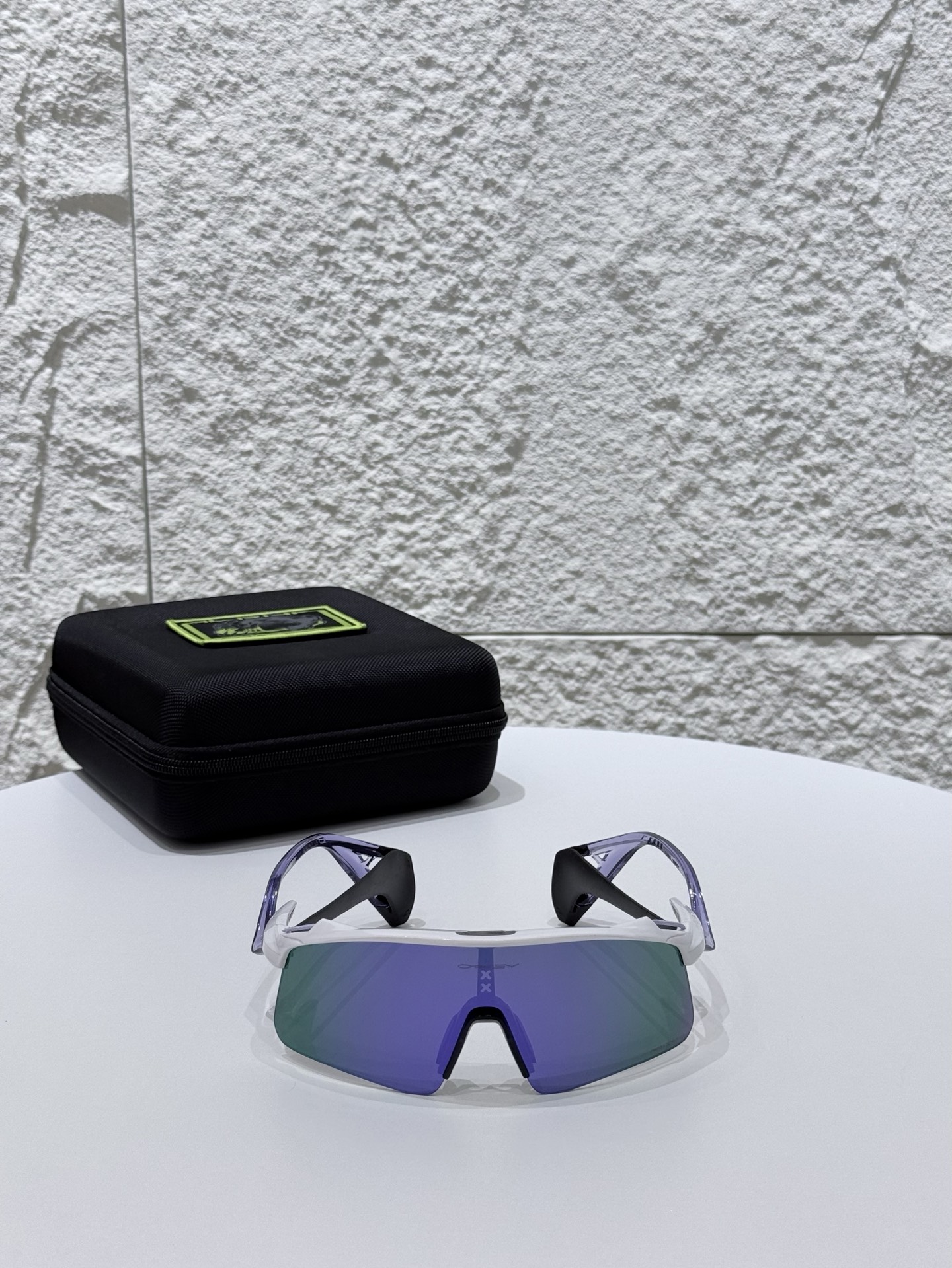 Designer Sunglasses Oakley Sports Sunglasses #393690 View 2 | Nigo Office