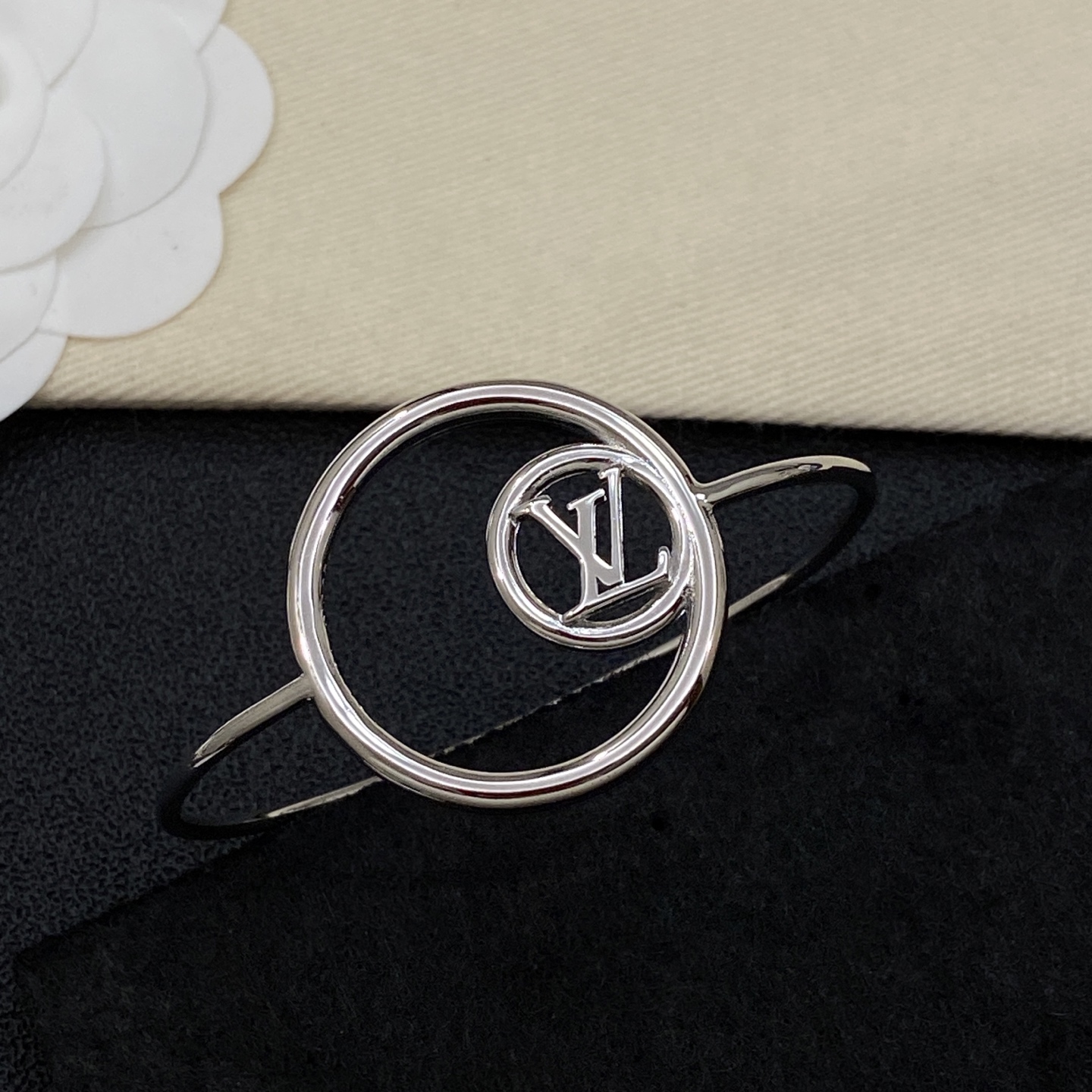 [TOP] Louis Vuitton LV Bracelet - 2 Color - 711 Luxury