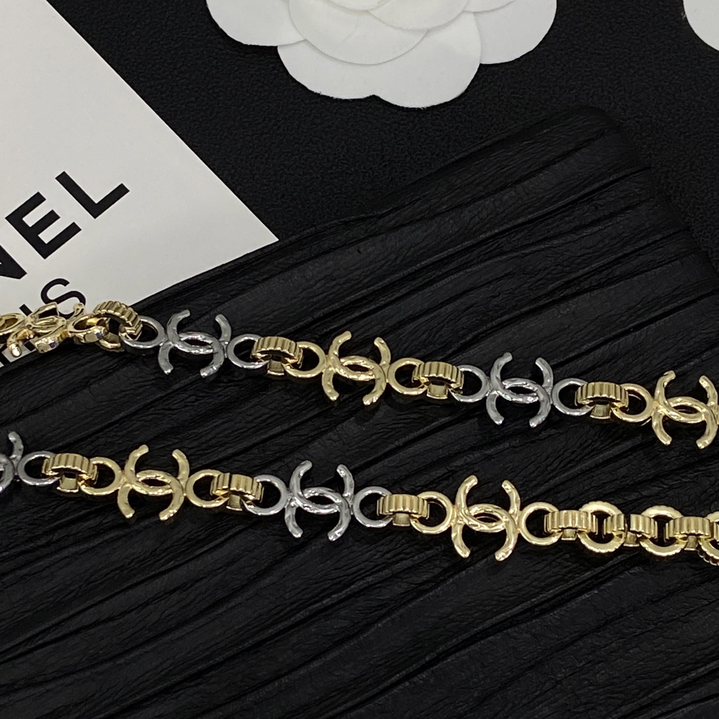 [TOP] CHANEL Long Necklace - Gold - 711 Luxury