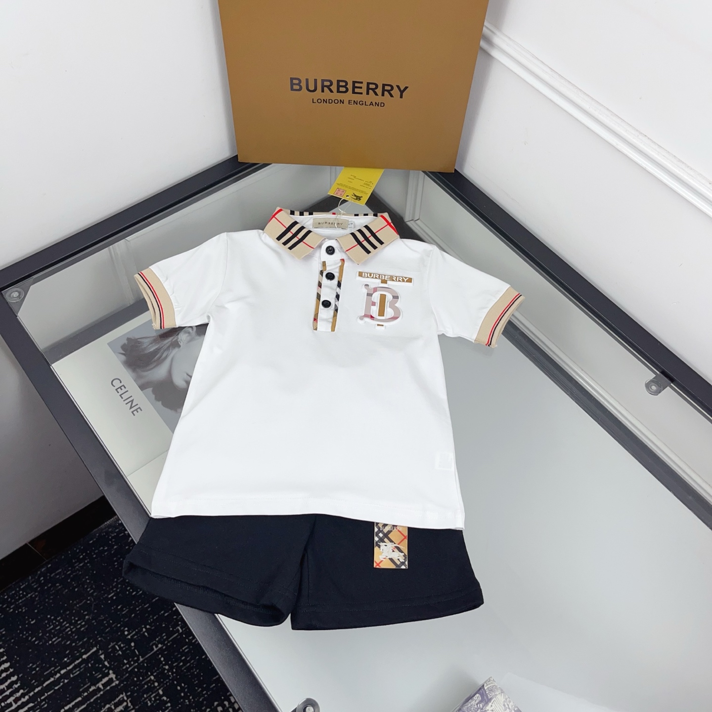 Burberry Unisex Kids White Check Trim Polo Shirt & Black Plaid Badge Shorts Two Piece Set Boys Girls Luxury British Gentleman Outfit Sizes 90-130