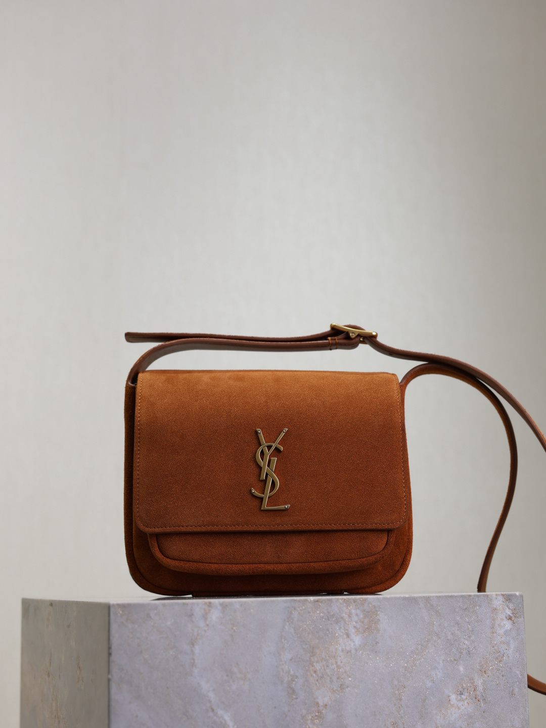[TOP] Yves Saint Laurent YSL Niki Bag Suede Leather 22x16.5x12cm - Brown & GHW - 711 Luxury