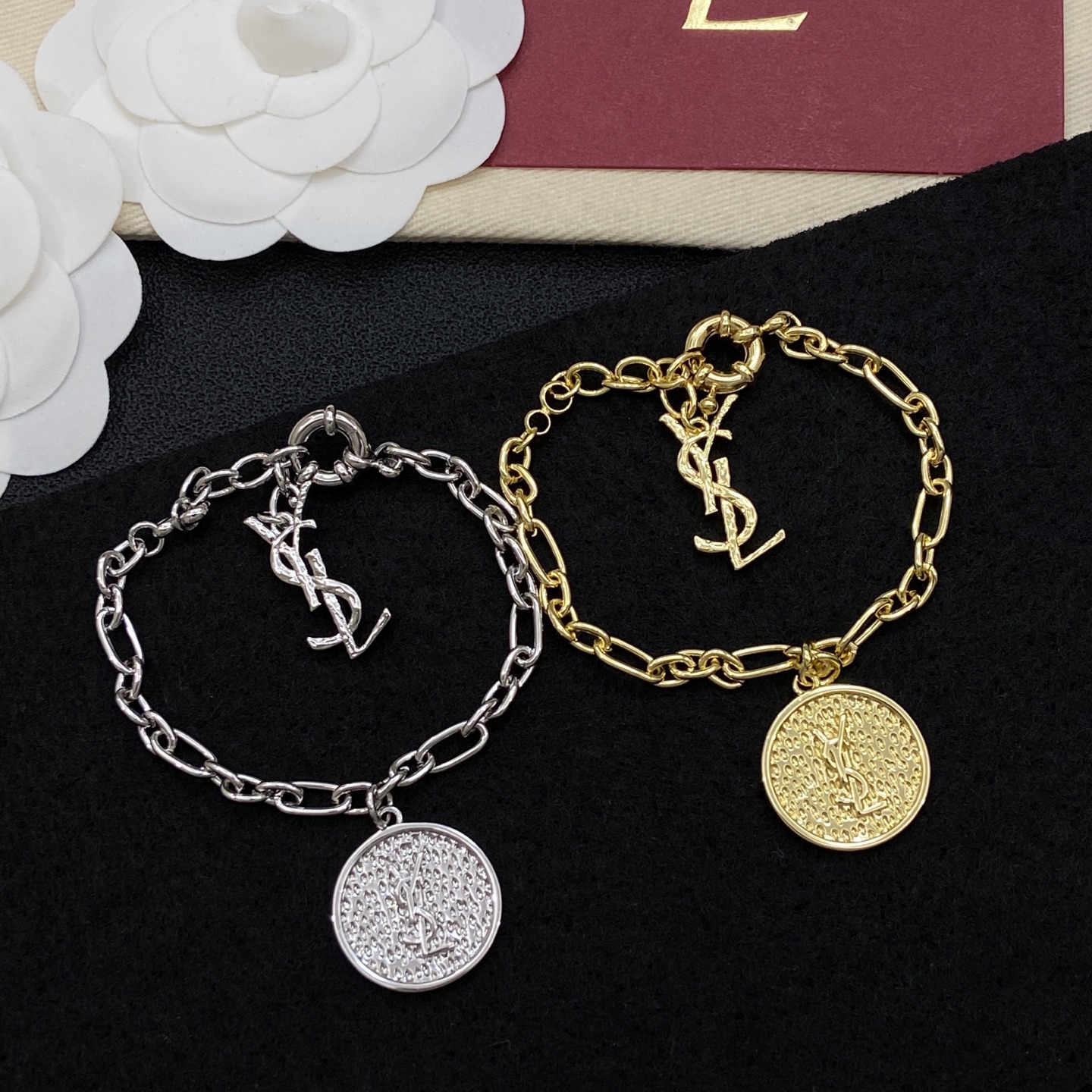 [TOP] Yves Saint Laurent YSL Bracelet - 2 Colors - 711 Luxury