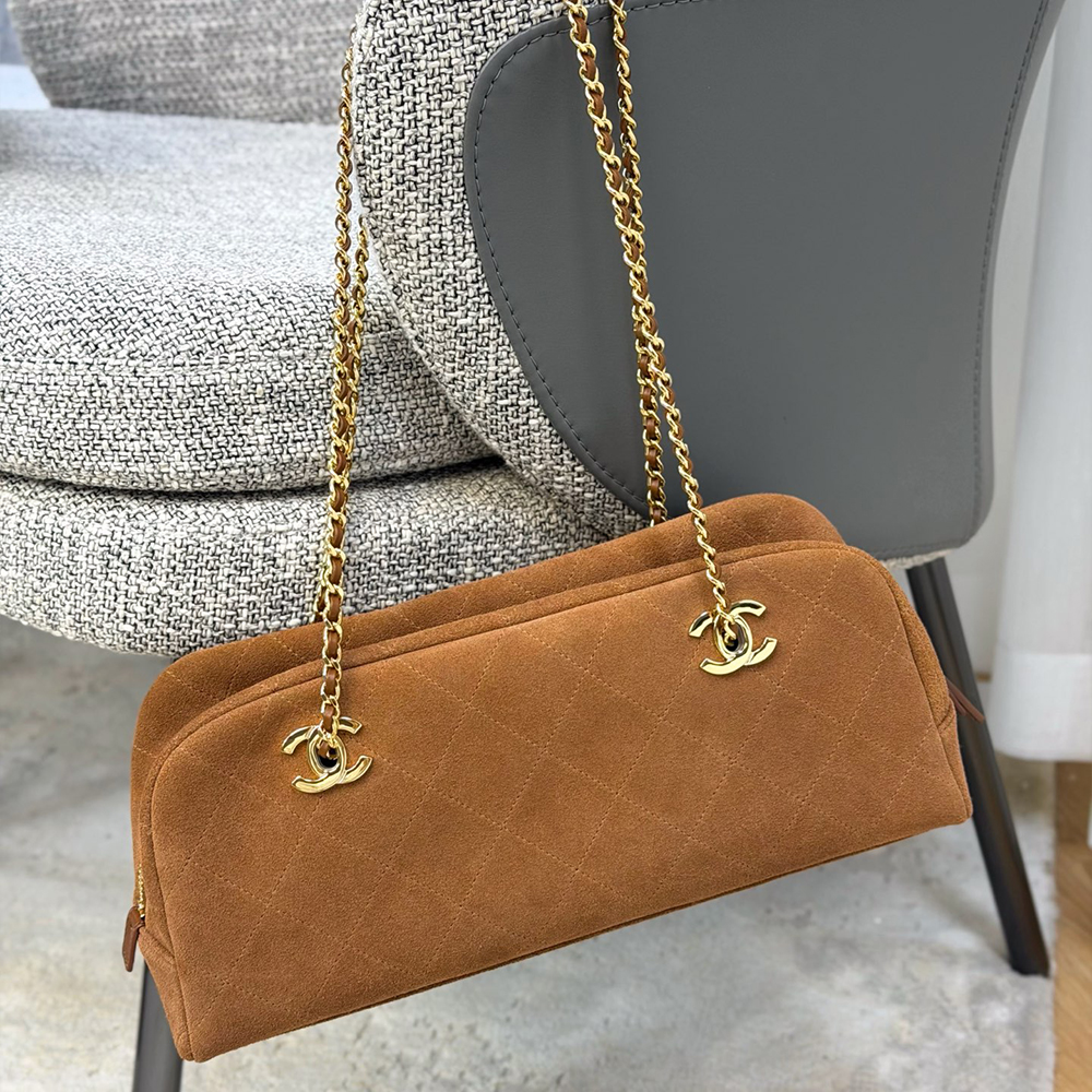 Chanel Bag Chanel Suede Baguette Bag #394330 View 2 | Nigo Office