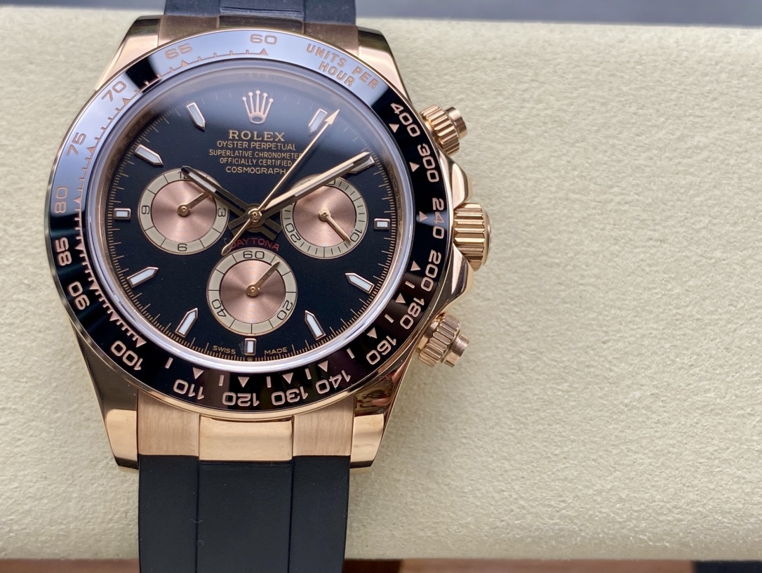 [TOP] ROLEX Men's Watch 40mm - Rose Gold