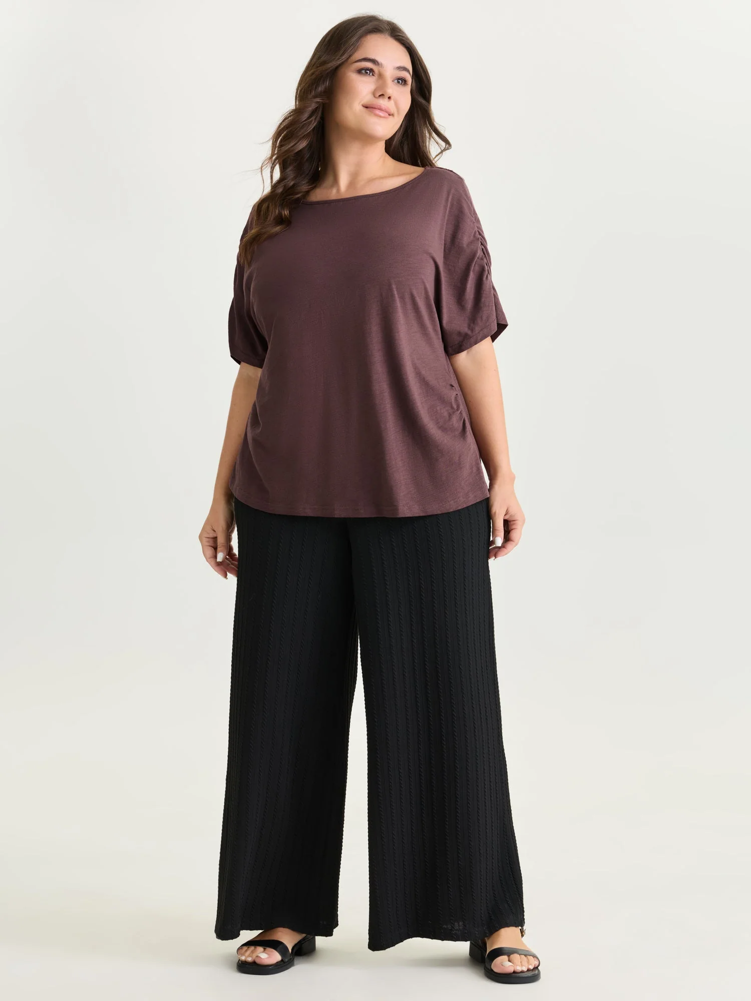 Lace Trim Plain Curvy Hem Knit Top