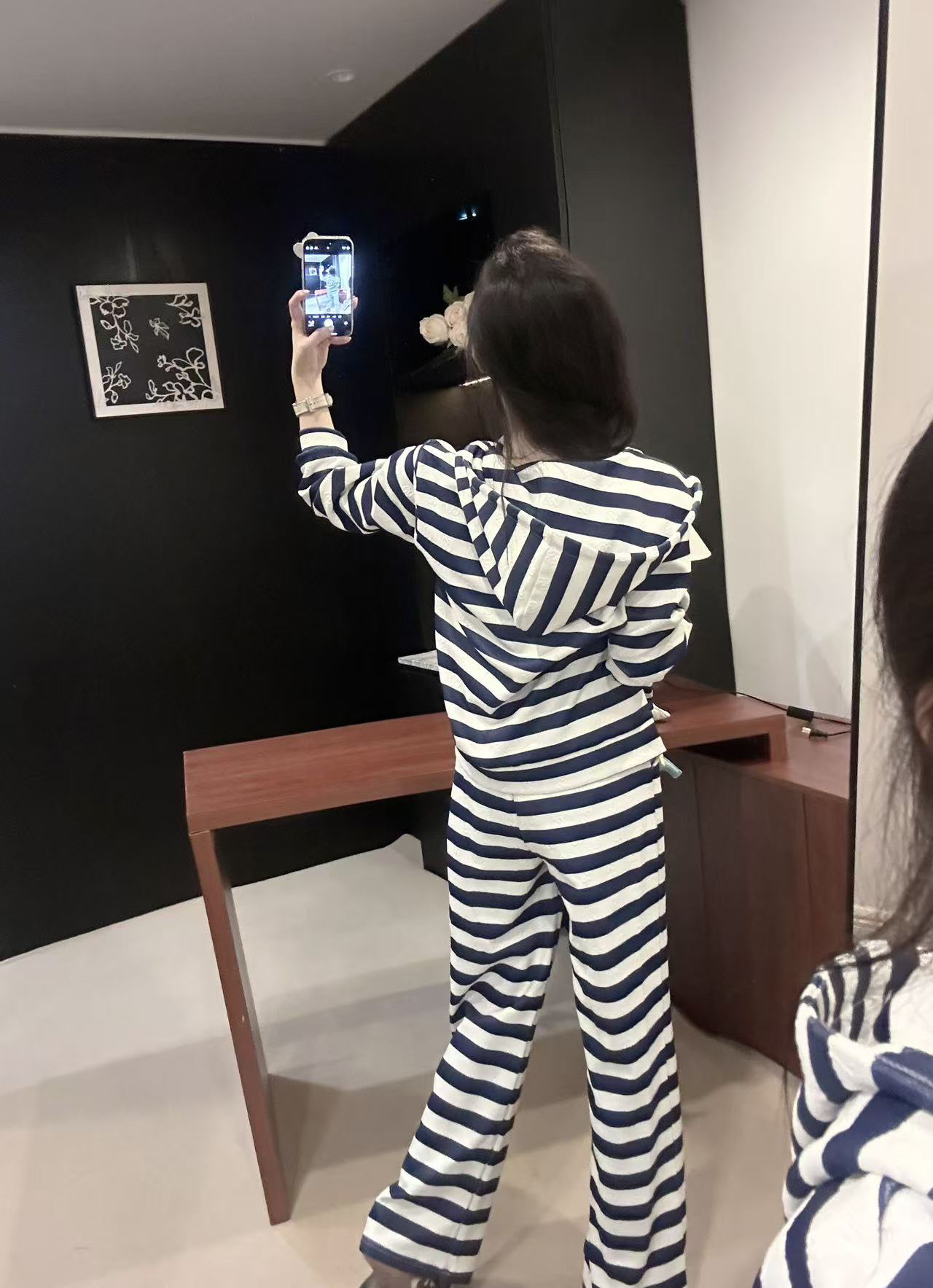 [TOP] GUCCI Suit - White and Black