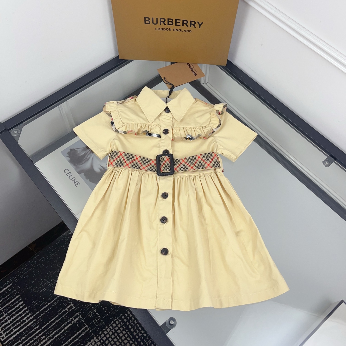 Burberry Girls Pale Yellow Cotton Collared Ruffle Trim Belted A-Line Short Sleeve Dress Sizes 90-150