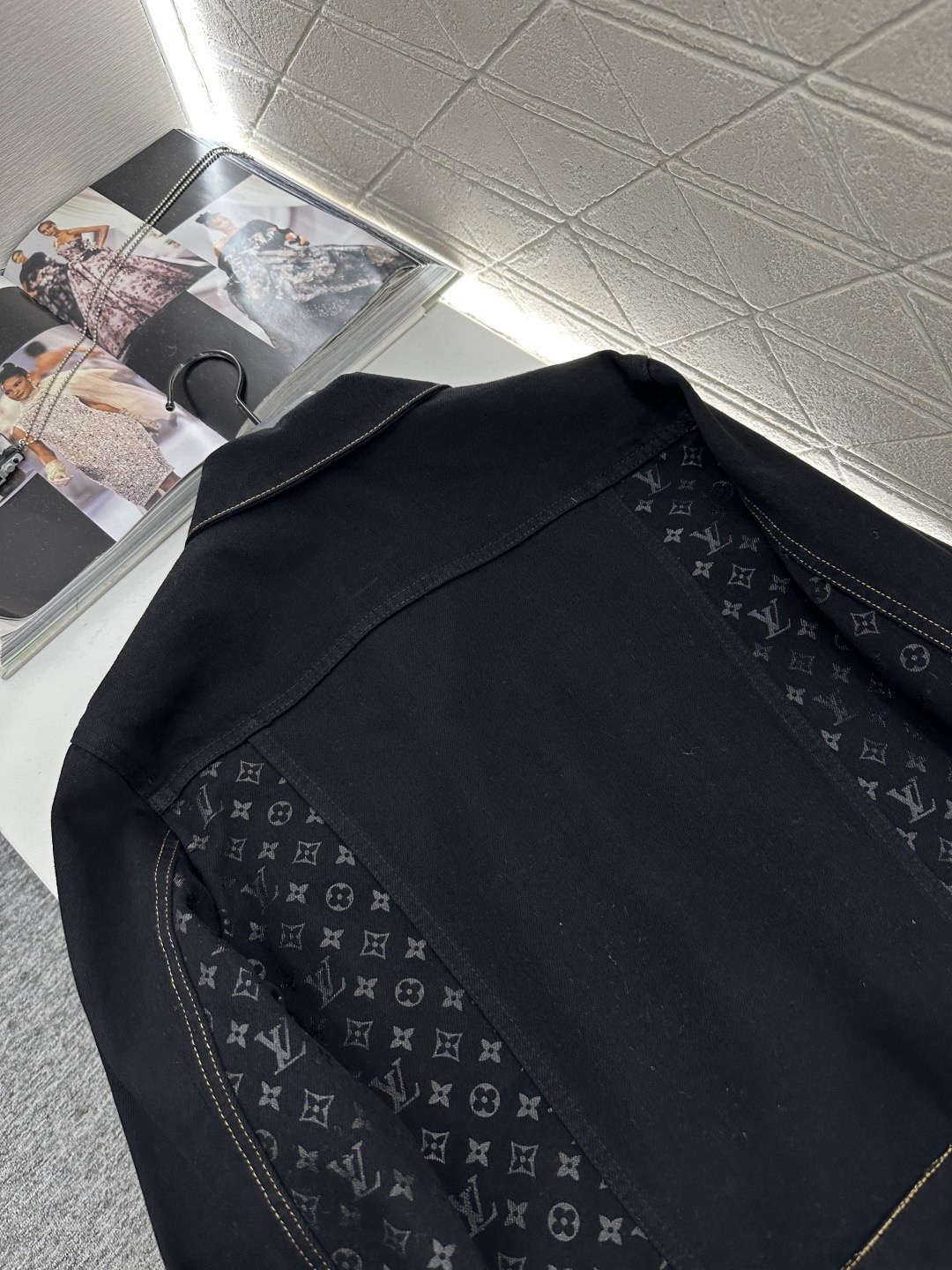 [TOP] Louis Vuitton LV Jacket - Black