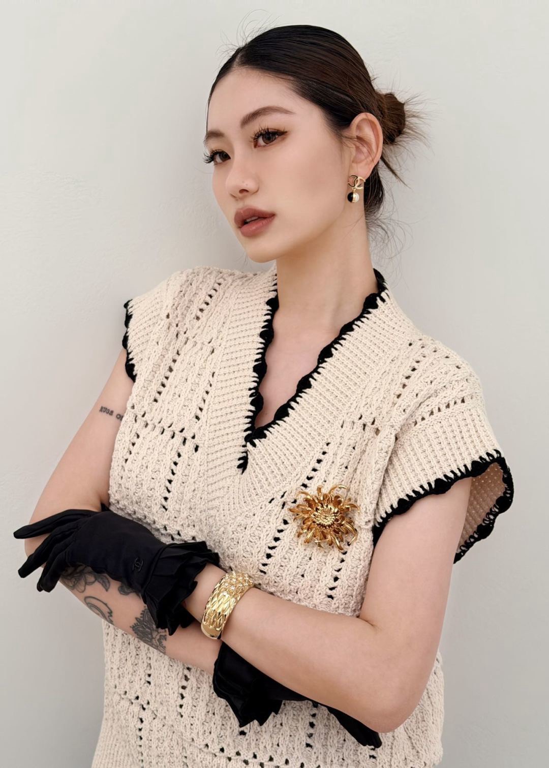 [TOP] CHANEL Earrings - Gold