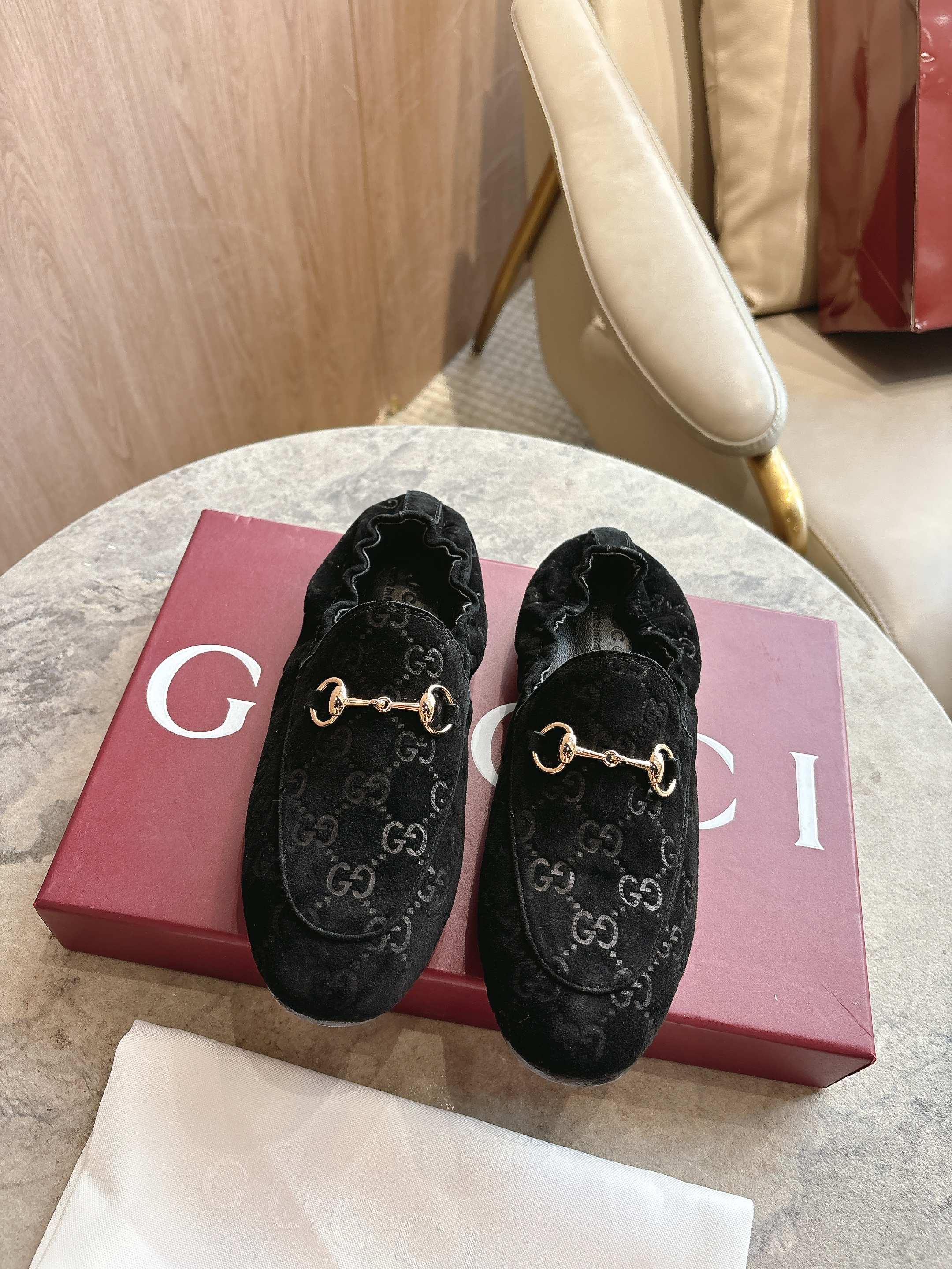[TOP] GUCCI Shoes - Black - 711 Luxury