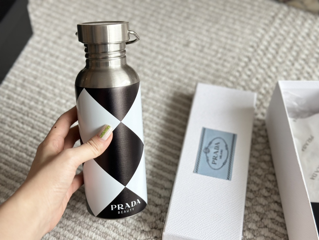 [TOP]Prada Thermos Cup- Sliver
