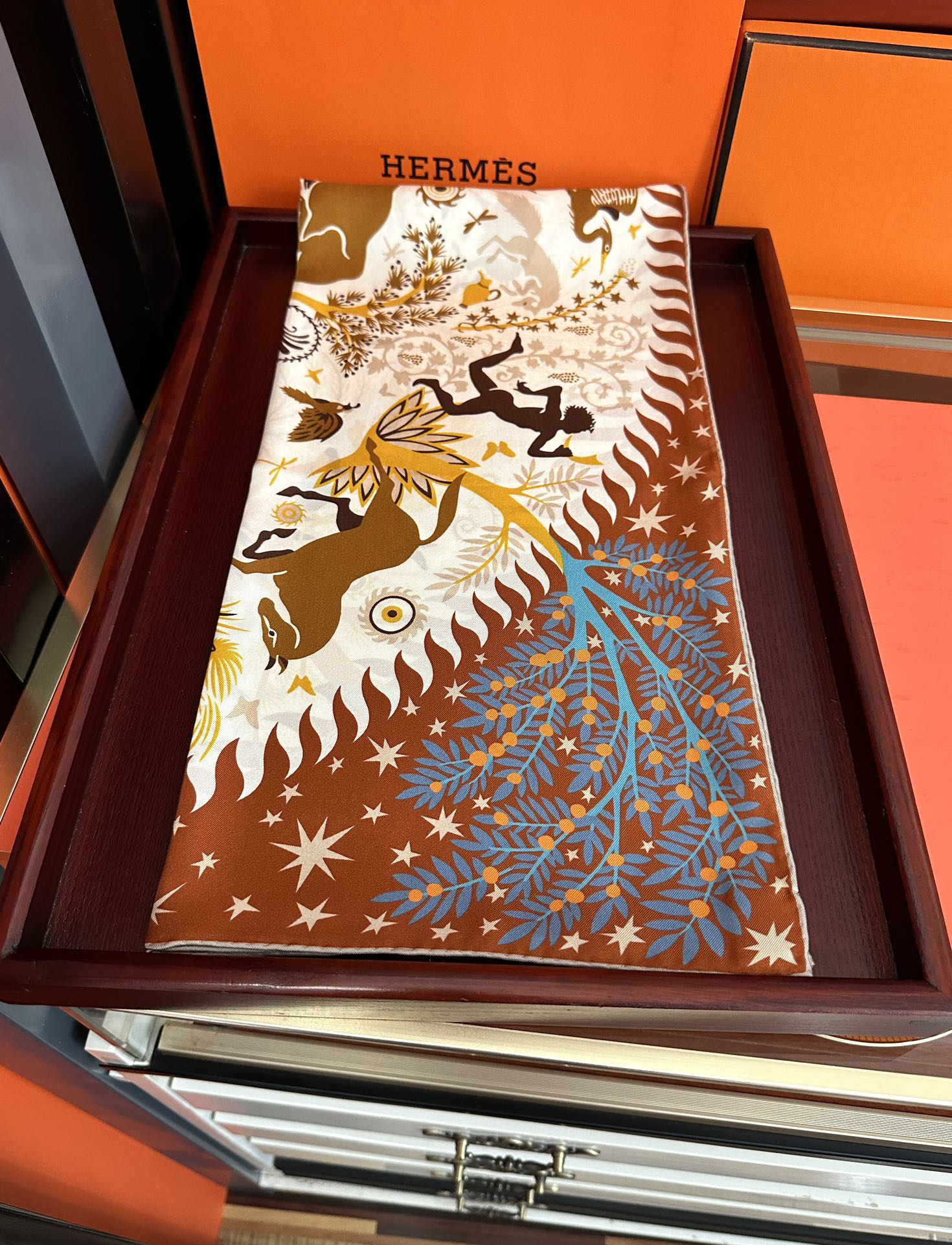 [TOP] HERMES Silk Scarf 90x90cm - Brown - 711 Luxury