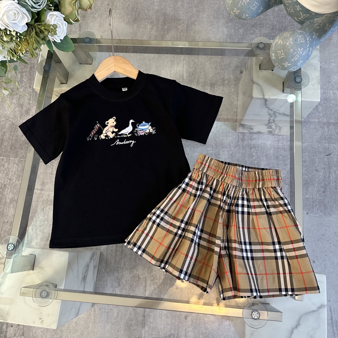 Burberry Unisex Kids Black Cartoon Tea Party Bear Short Sleeve T-Shirt & Vintage Check Skort 2 Piece Summer Matching Set Boys Girls Sizes 100-160