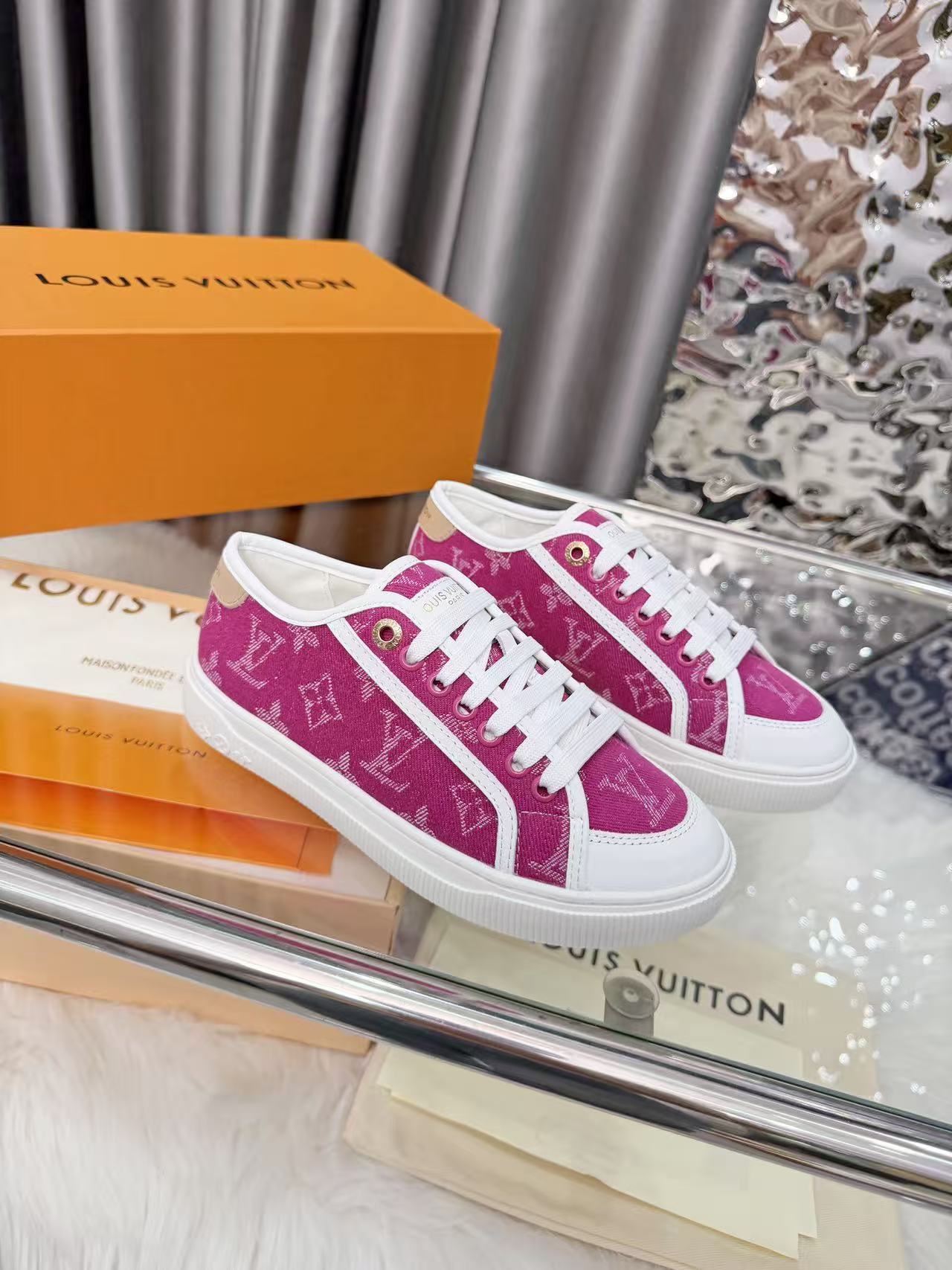 [TOP] Louis Vuitton LV Sneakers - Pink - 711 Luxury