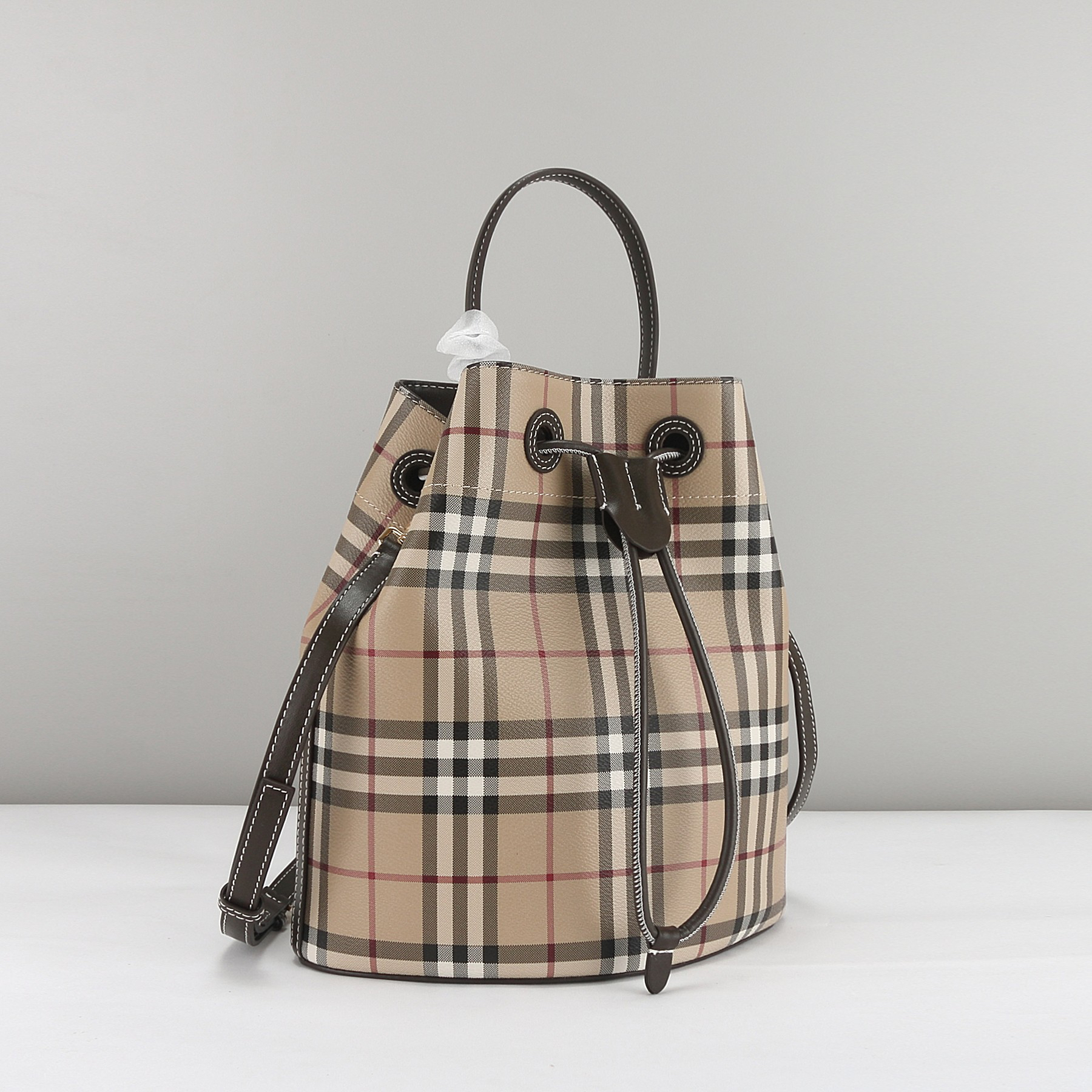 [TOP] BURBERRY Bucket Bag 16 x 26 x 26cm - Khaki - 711 Luxury